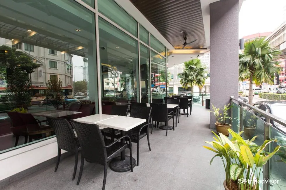 Restaurant/places to eat in WP Hotel