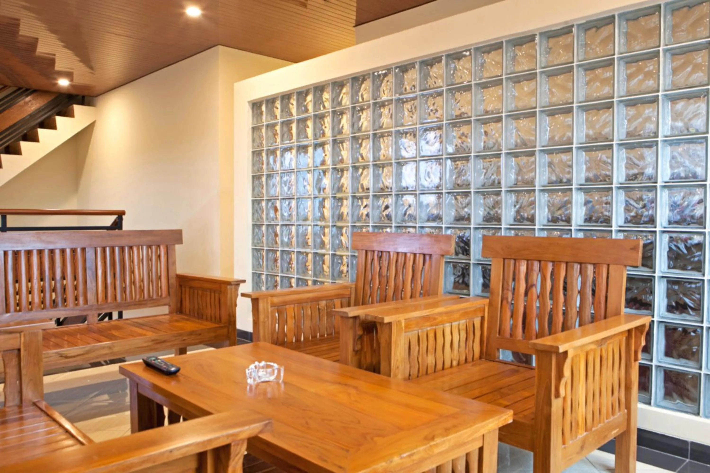 Area and facilities in RedDoorz near Trans Studio Mall 2