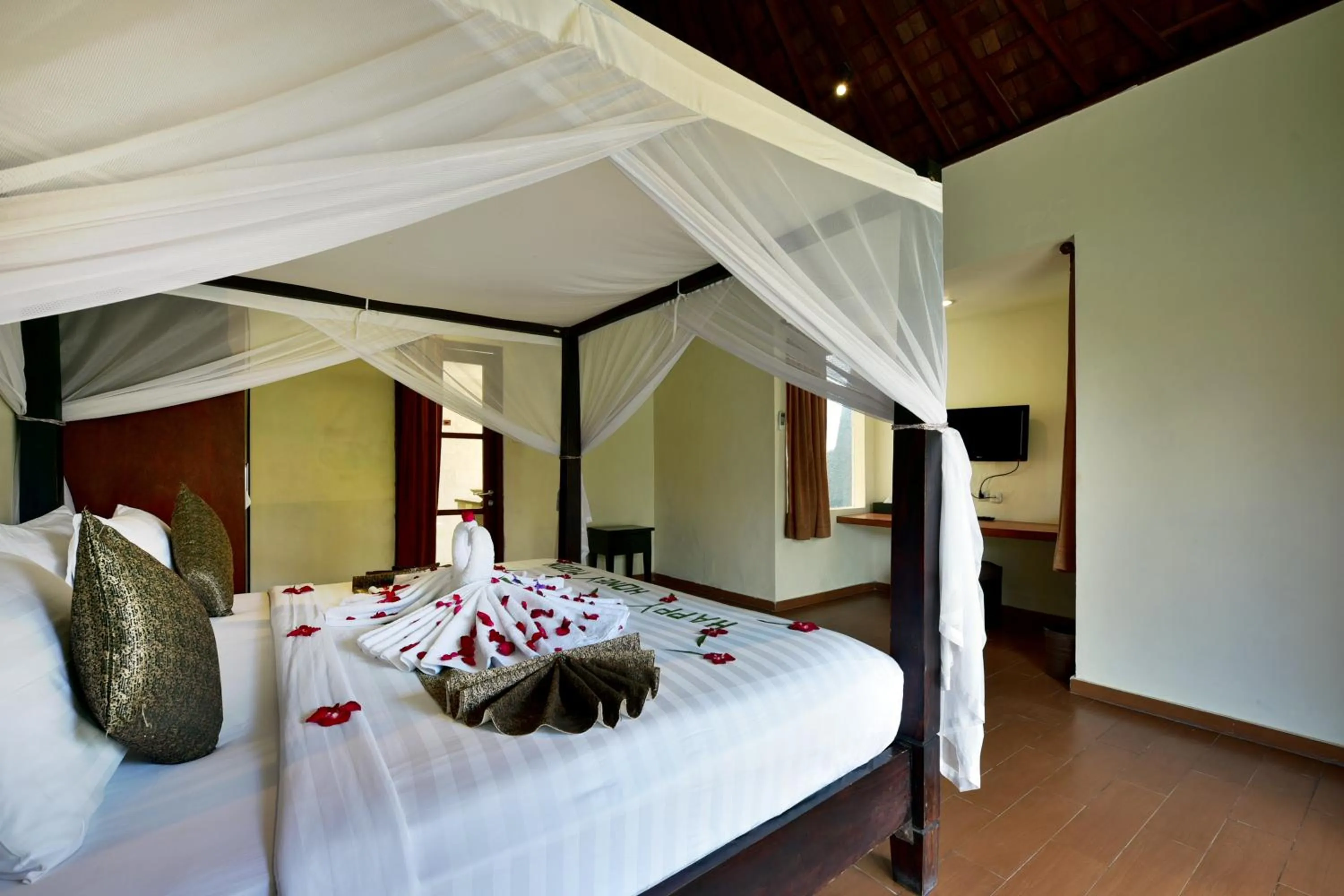 Bed in The Khayangan Dreams Villa Umalas