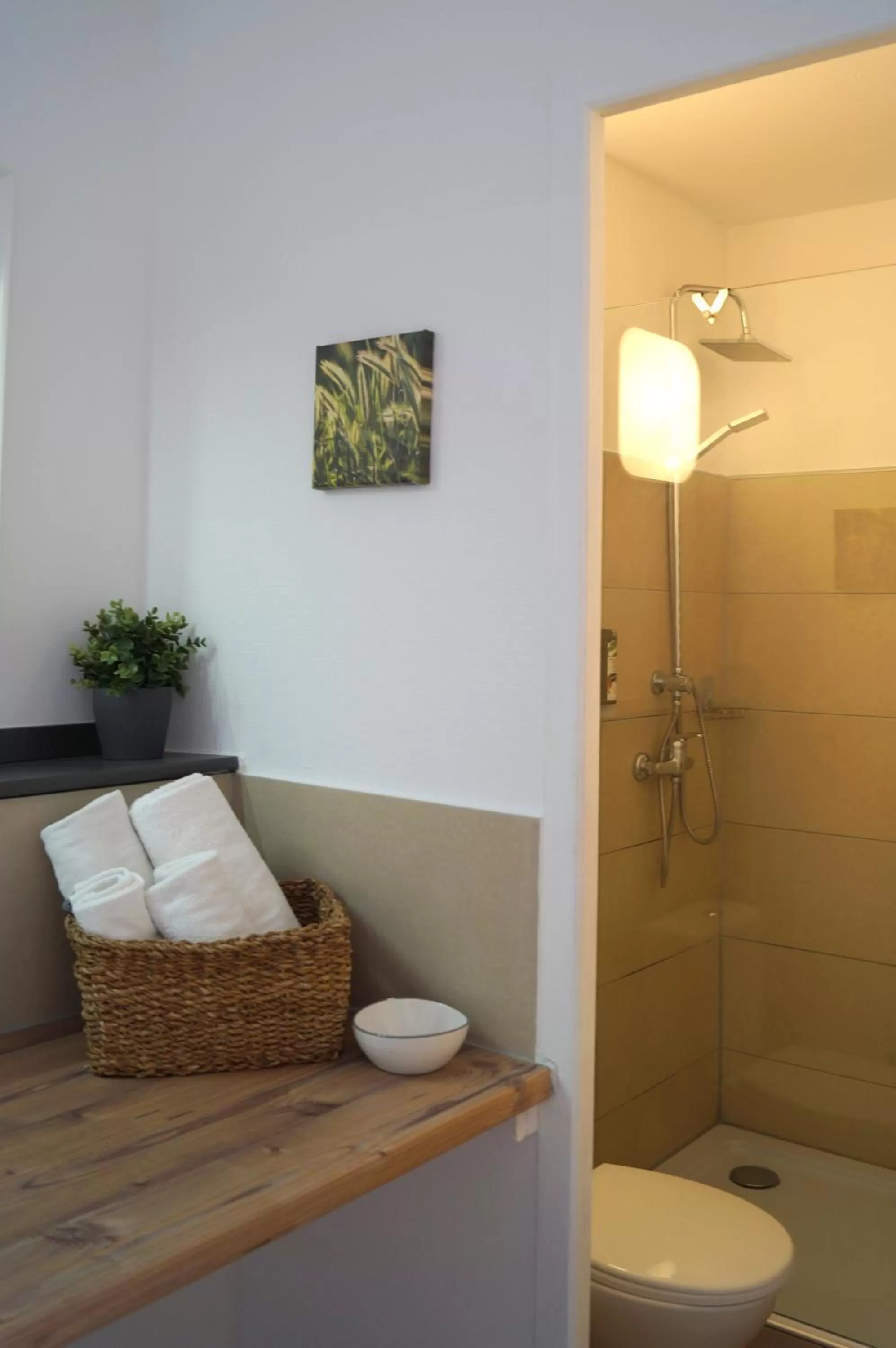 Kraft Hotel-Klimaanlage in jedem Zimmer, AC in each room!