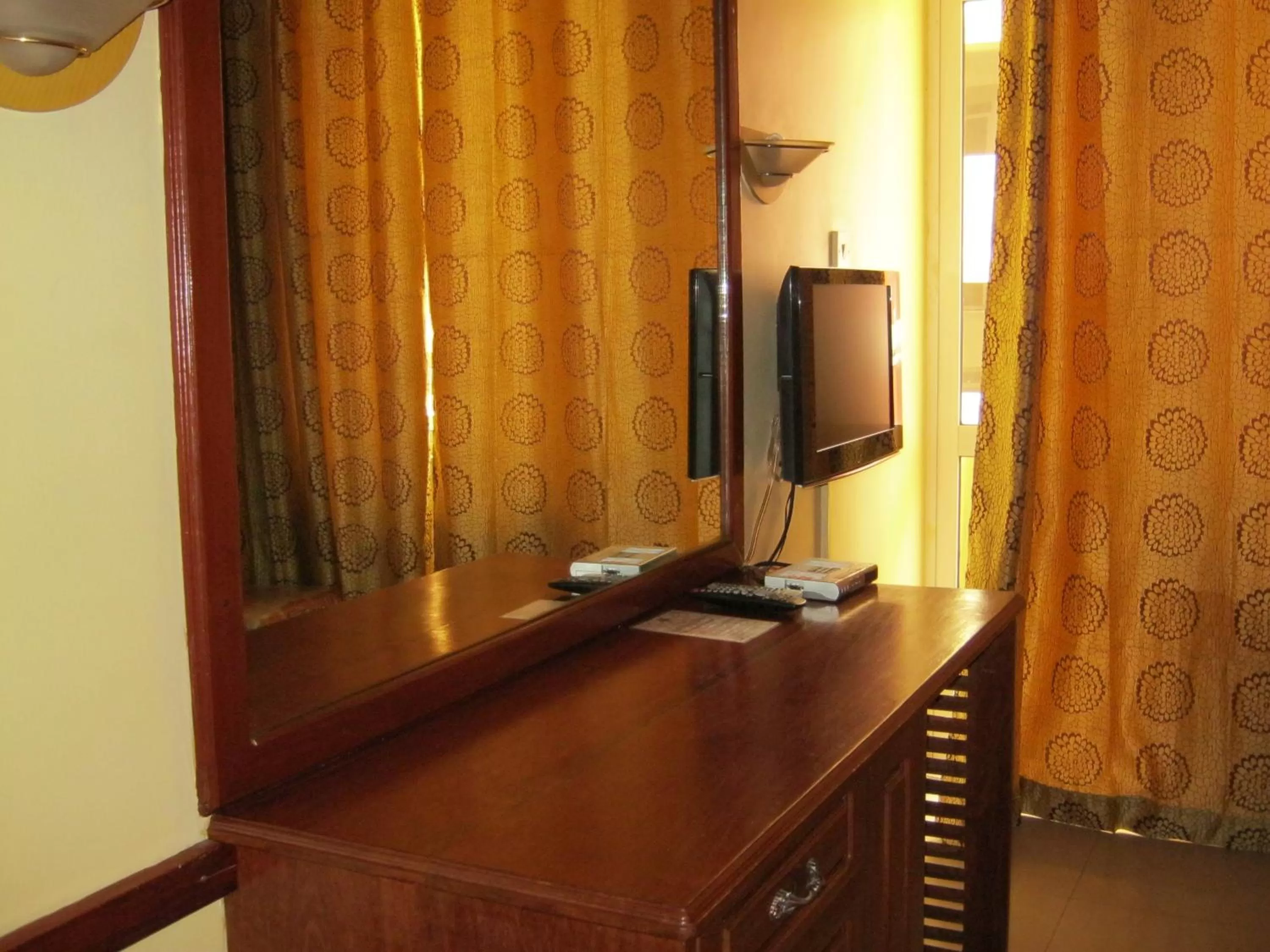 TV/Entertainment Center in Iris Hotel Dar Es Salaam