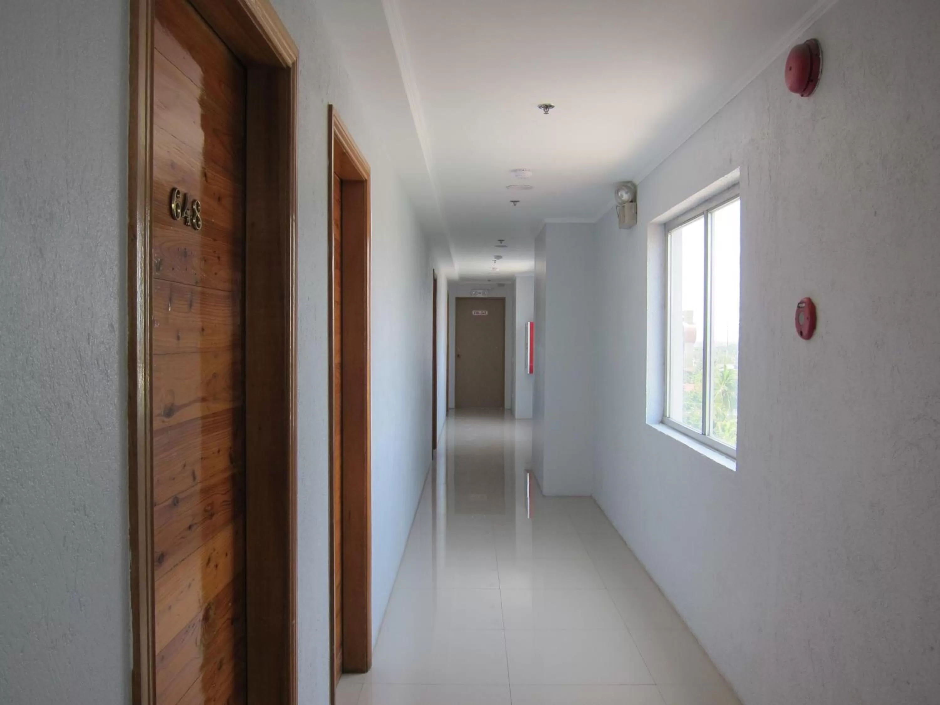 Decorative detail in Nichols Airport Hotel