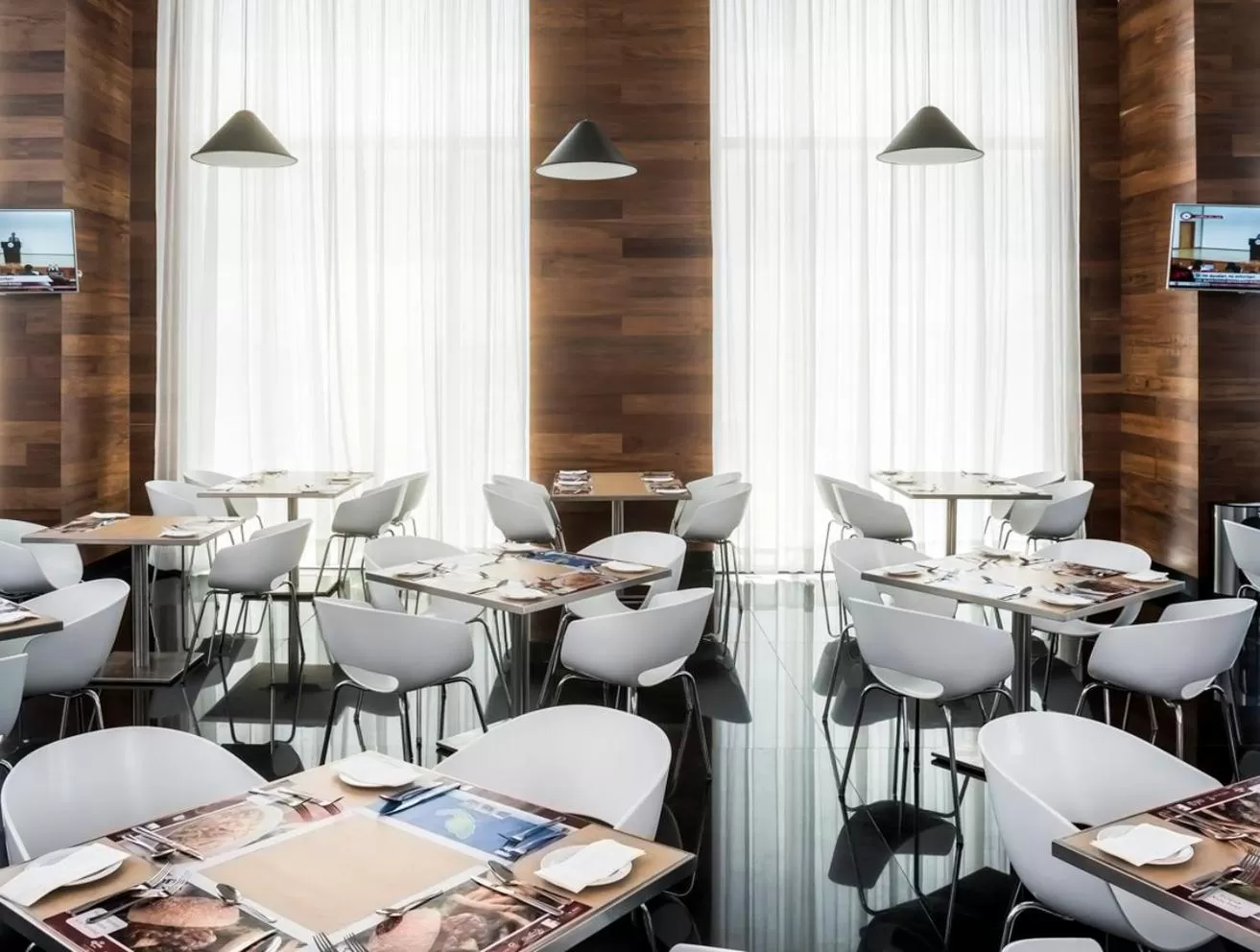 Restaurant/places to eat in Fiesta Inn Merida