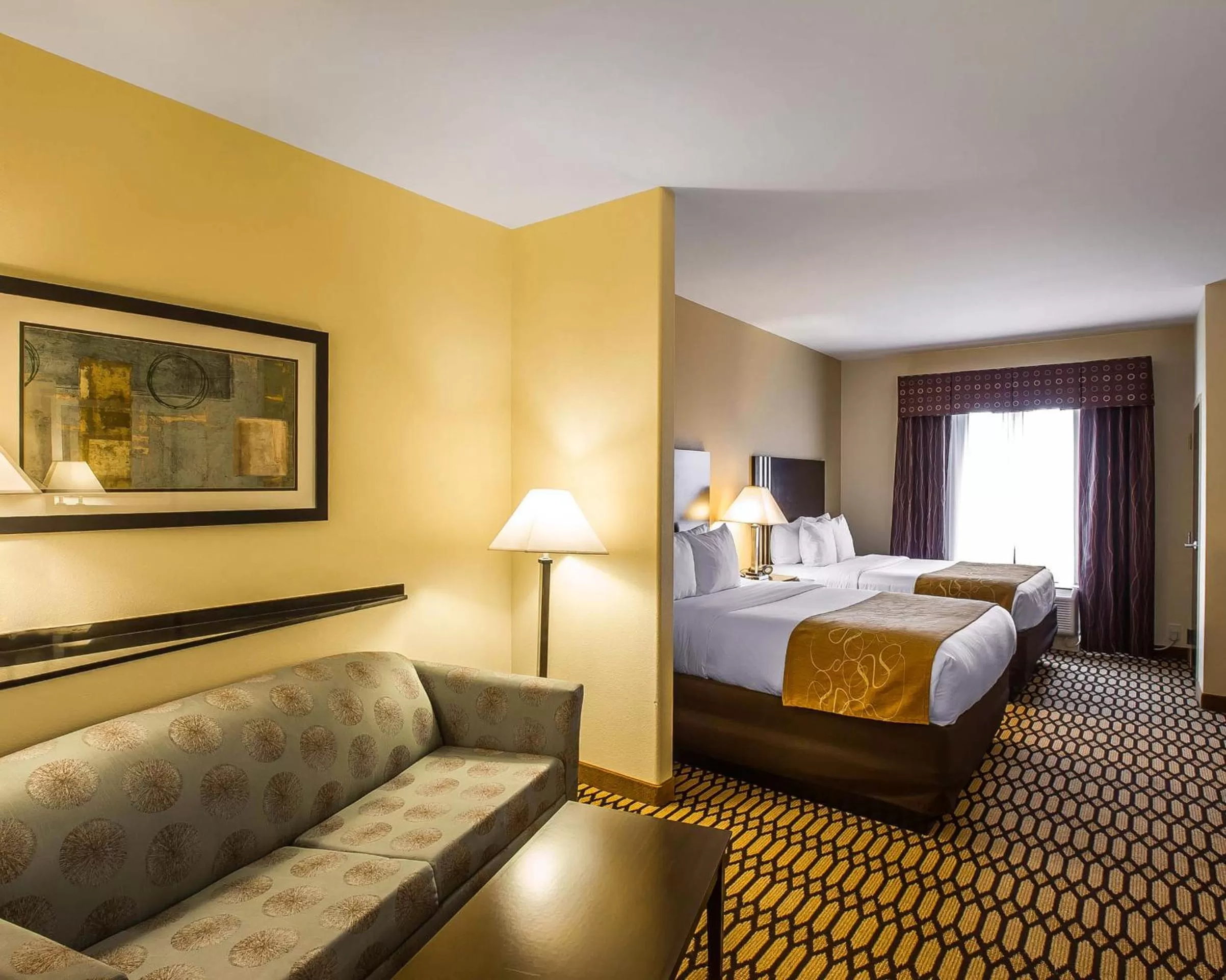 Queen Room with Two Queen Beds - Non-Smoking in Comfort Suites Simpsonville - Greenville