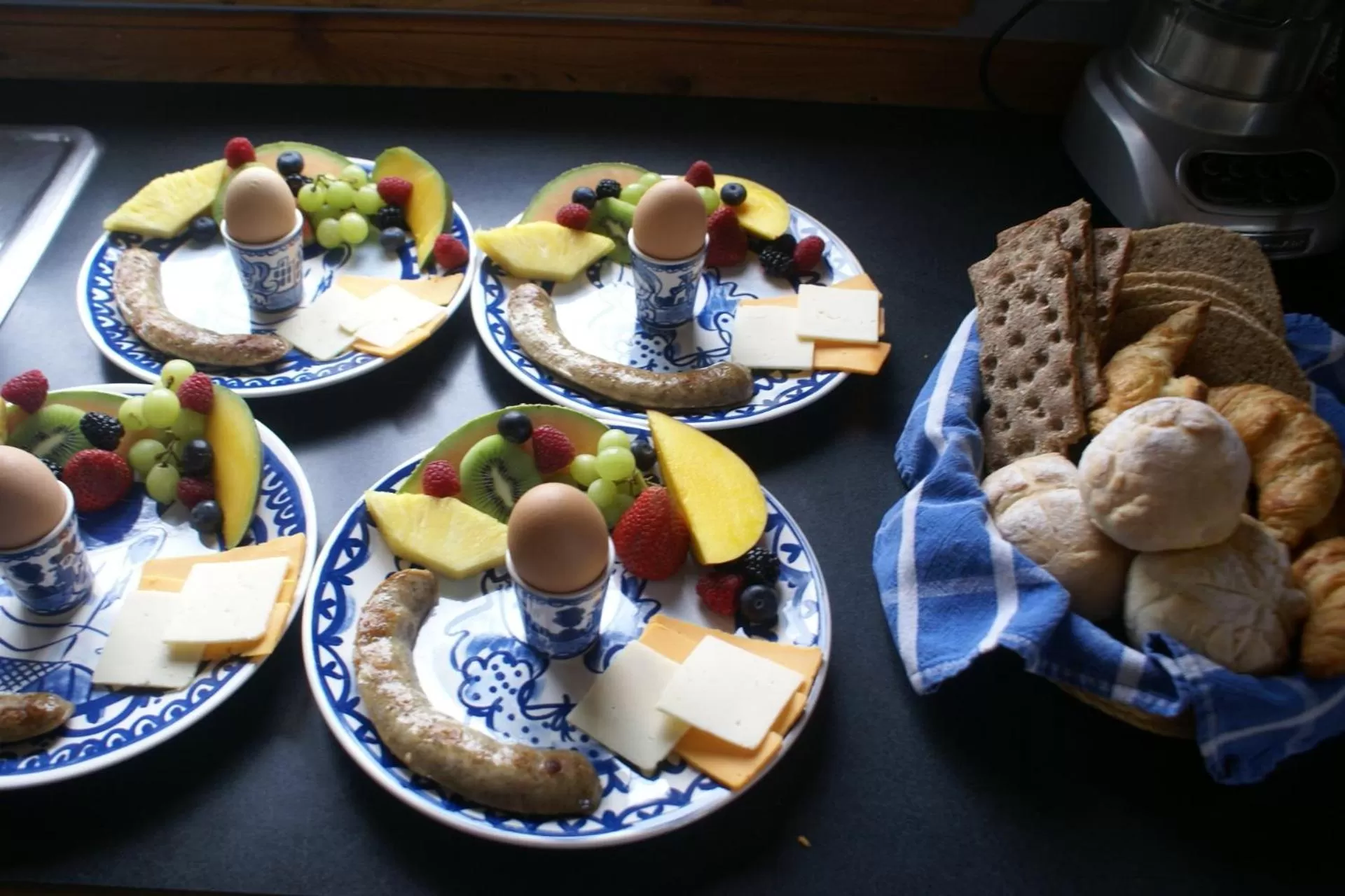 Food in Alpenglow Bed and Breakfast