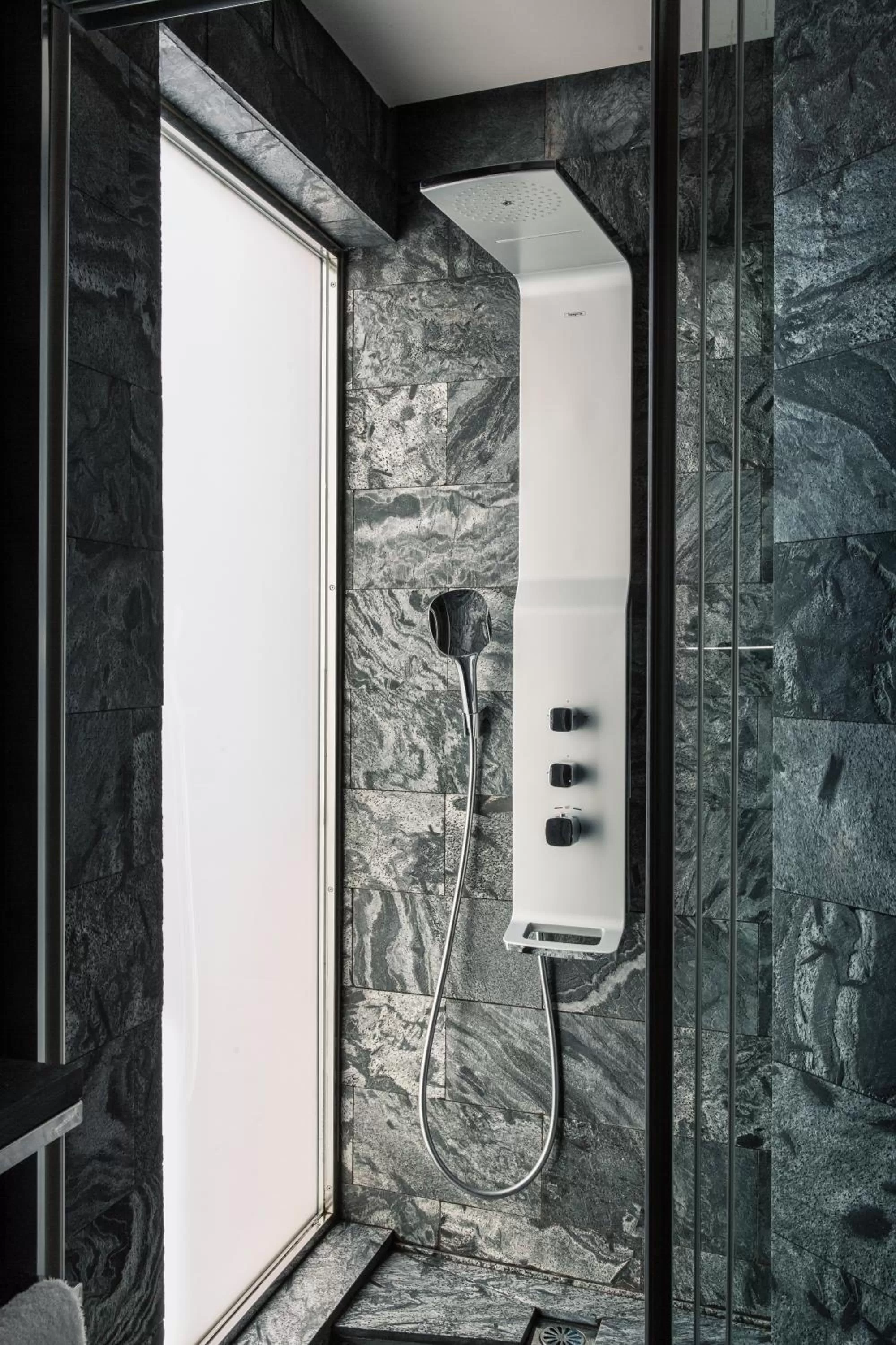 Shower in Aparthotel Arai 4* Superior