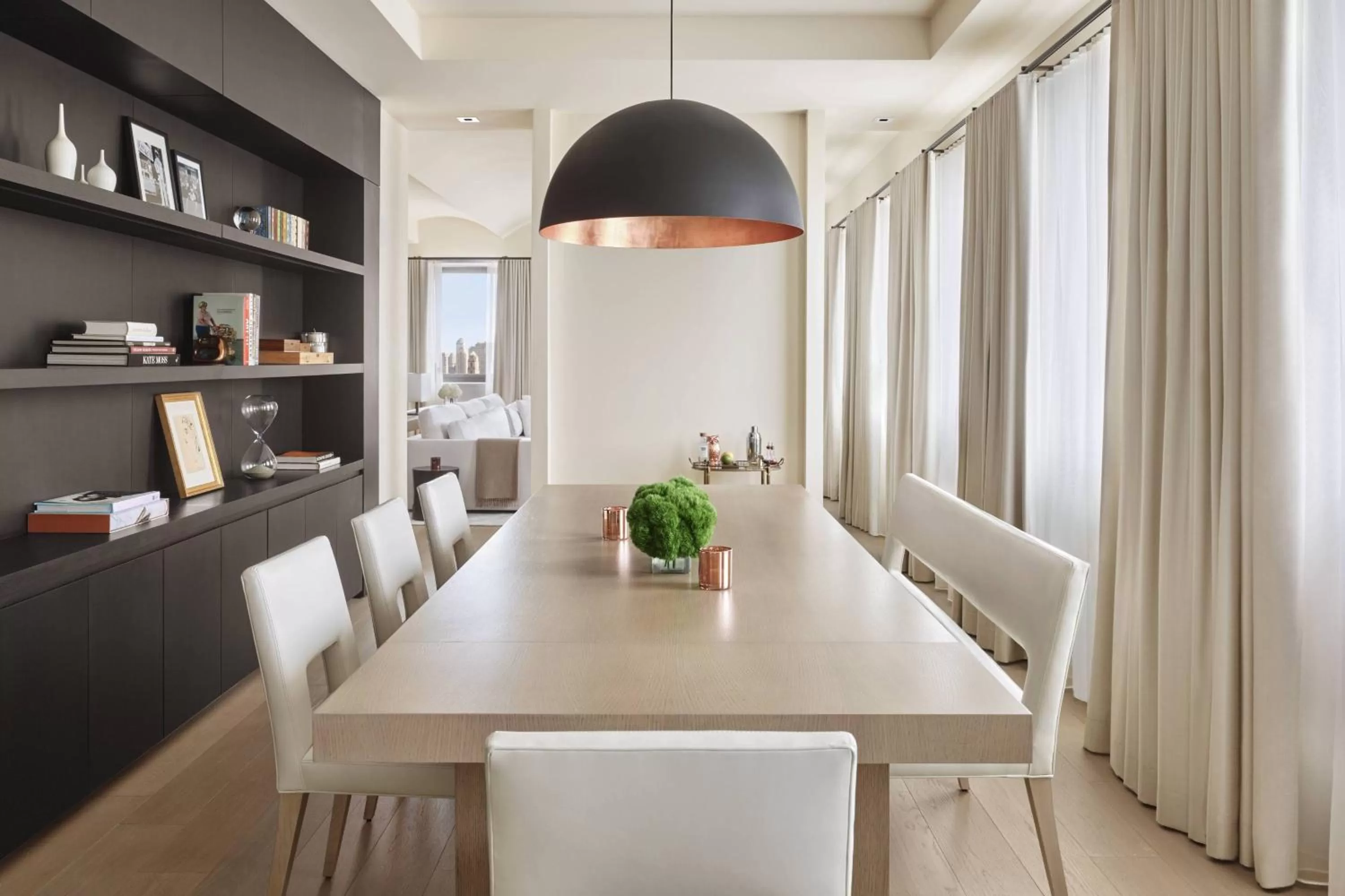 Photo of the whole room in The New York EDITION