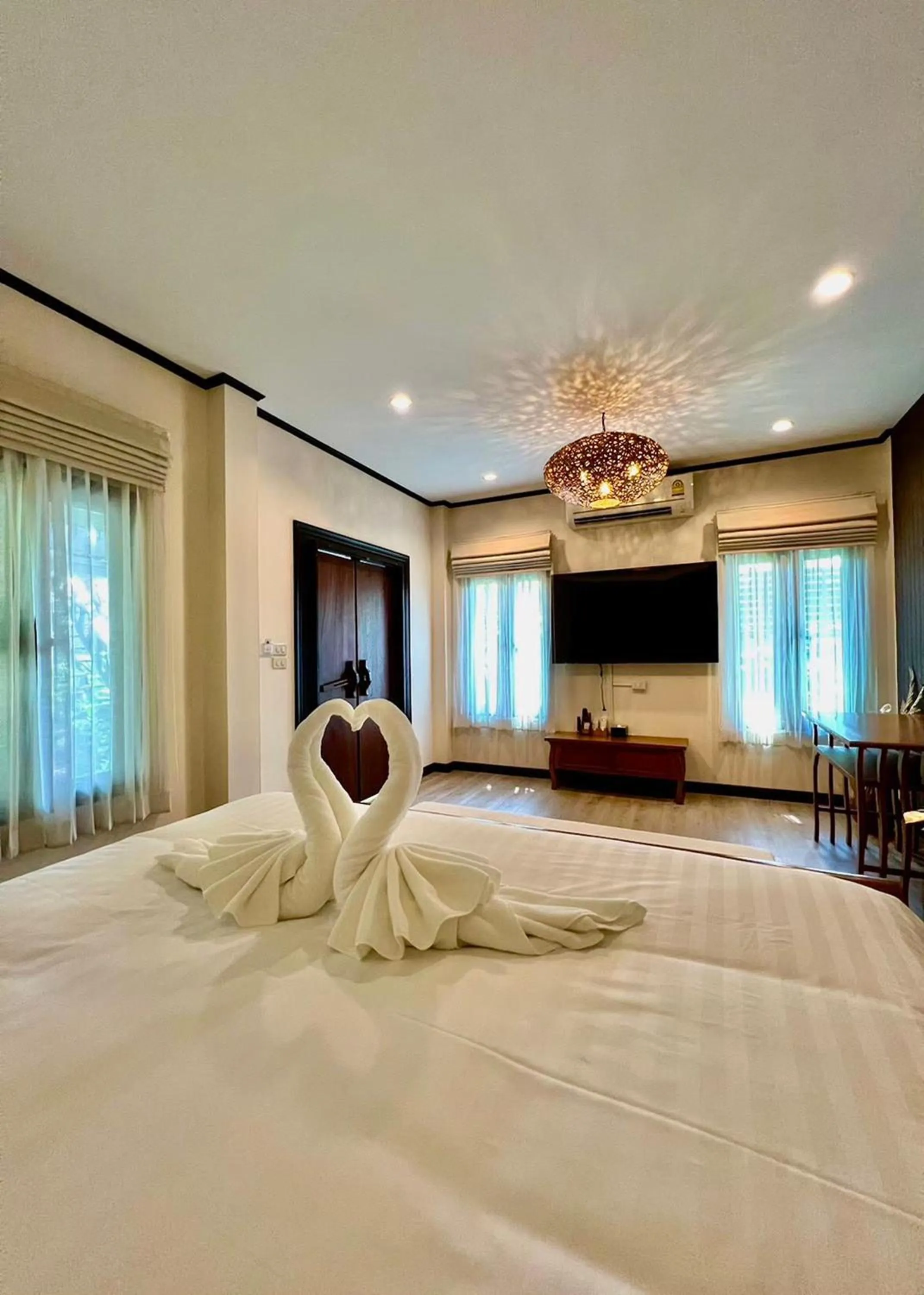 Bed in Na Mantra Resort