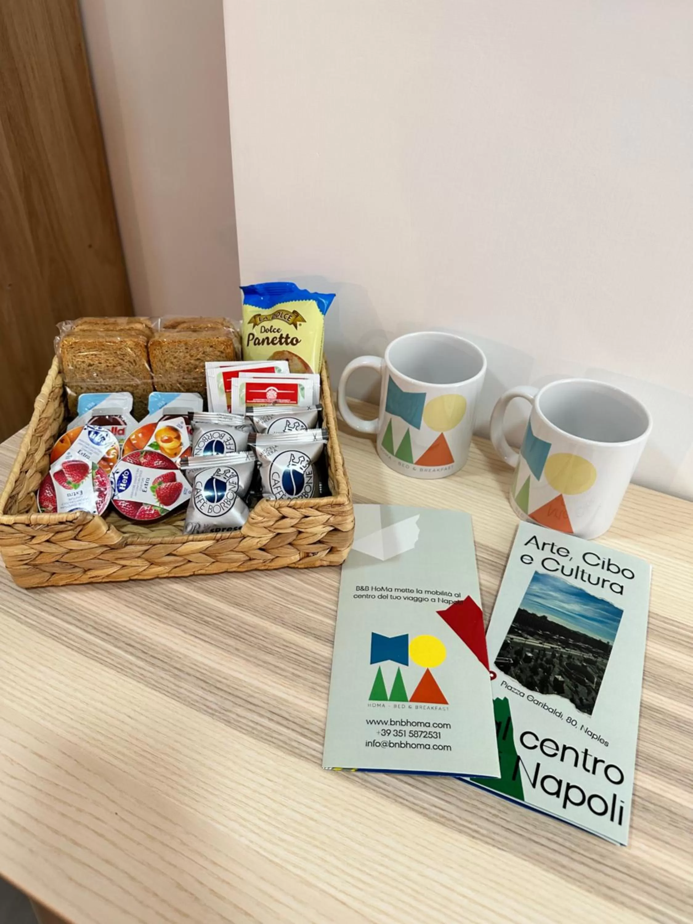 Coffee/tea facilities in BeB Homa