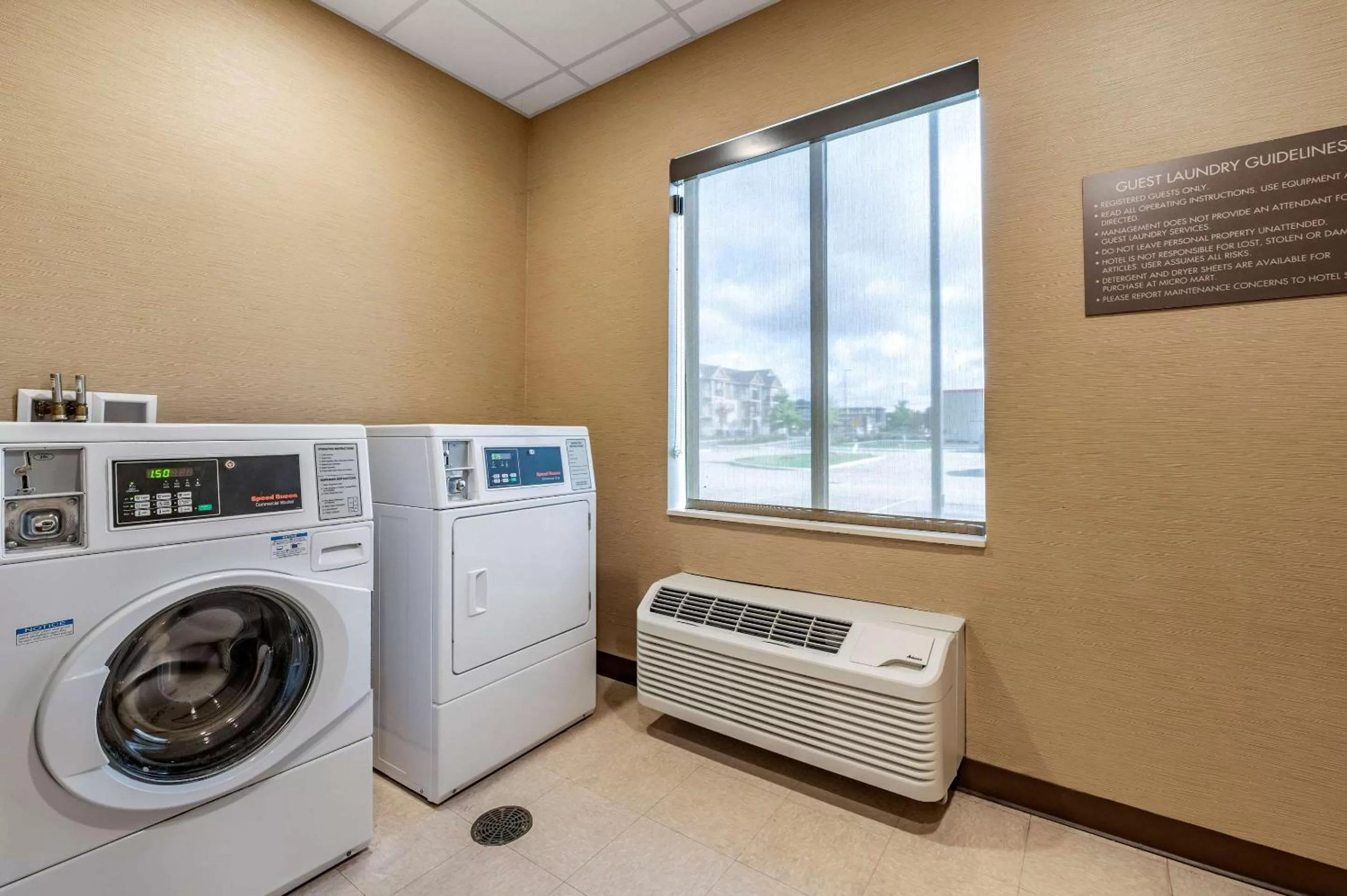 laundry in Comfort Suites Columbus Airport