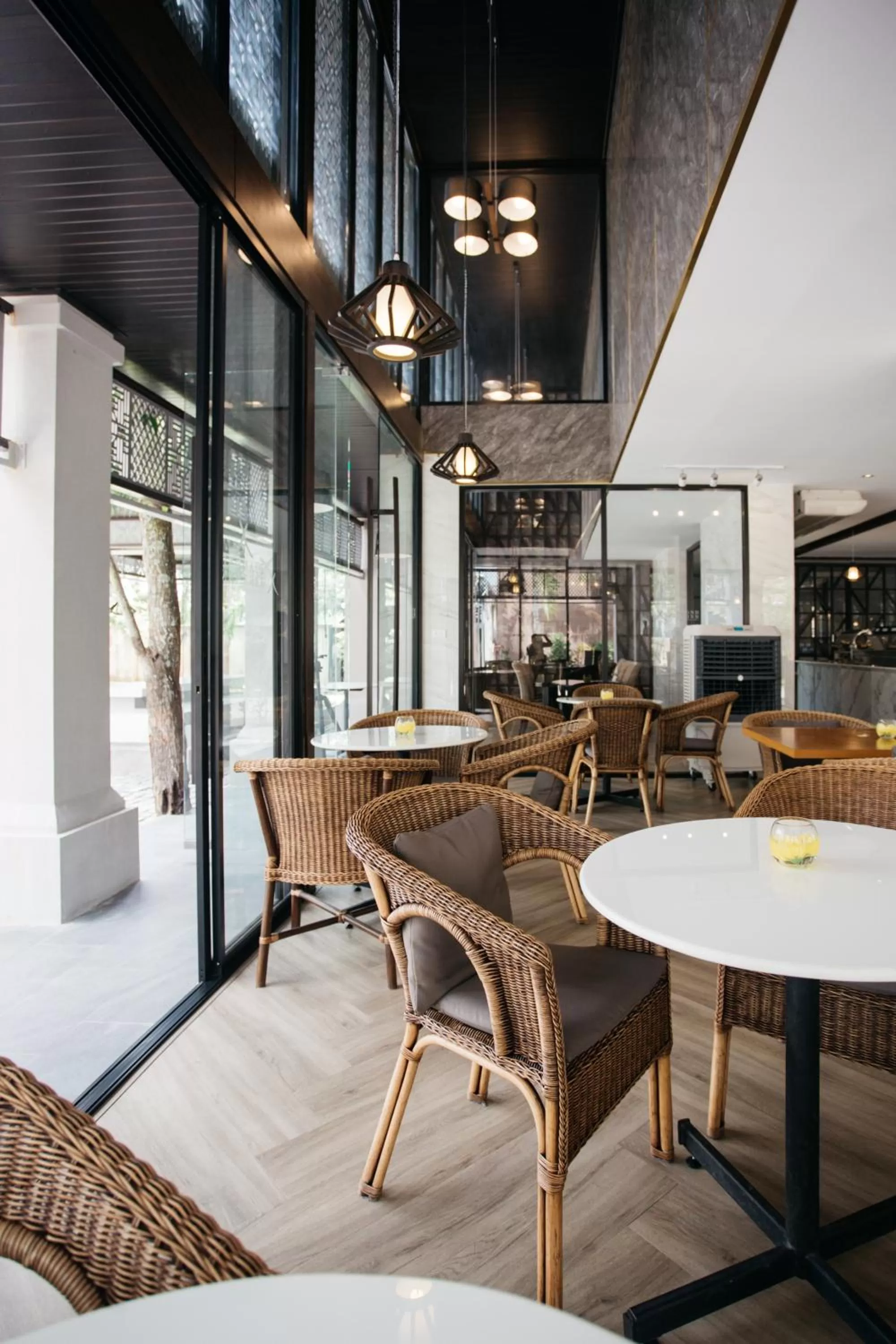 Restaurant/places to eat in Diamond Park Inn Chiangrai & Resort