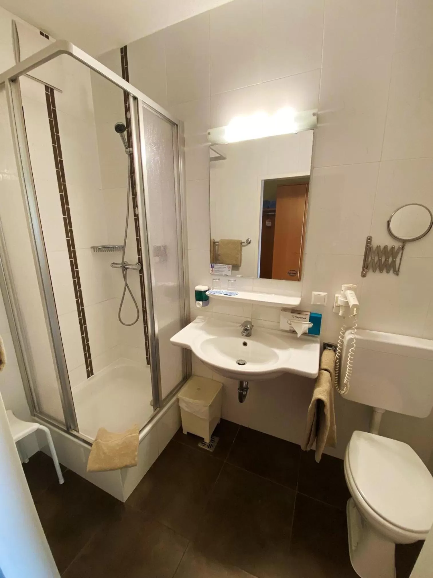 Business Double Room in NOVAPARK Flugzeughotel Graz