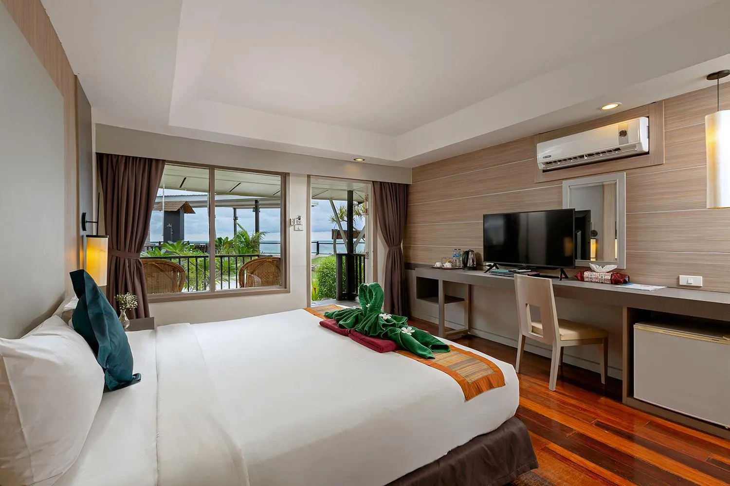 Bedroom, Bed in Nakara Long Beach Resort - SHA Extra Plus