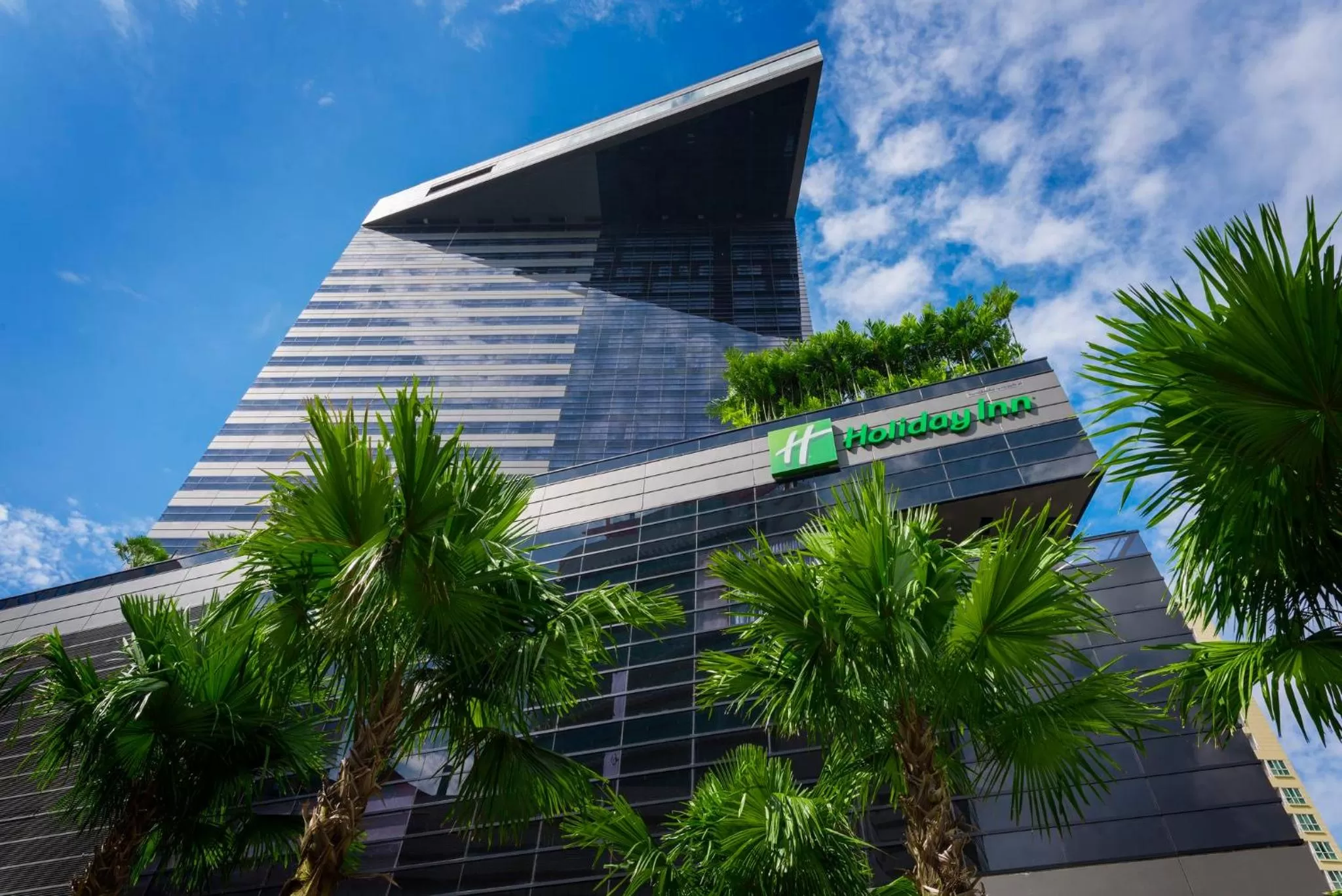 Property building in Holiday Inn Bangkok Sukhumvit by IHG