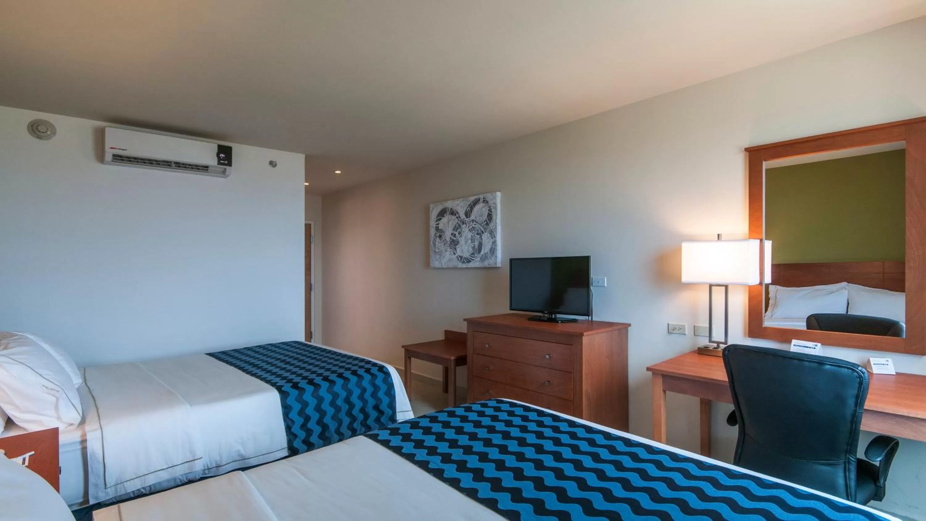 Photo of the whole room, Bed in Holiday Inn Express Cabo San Lucas by IHG