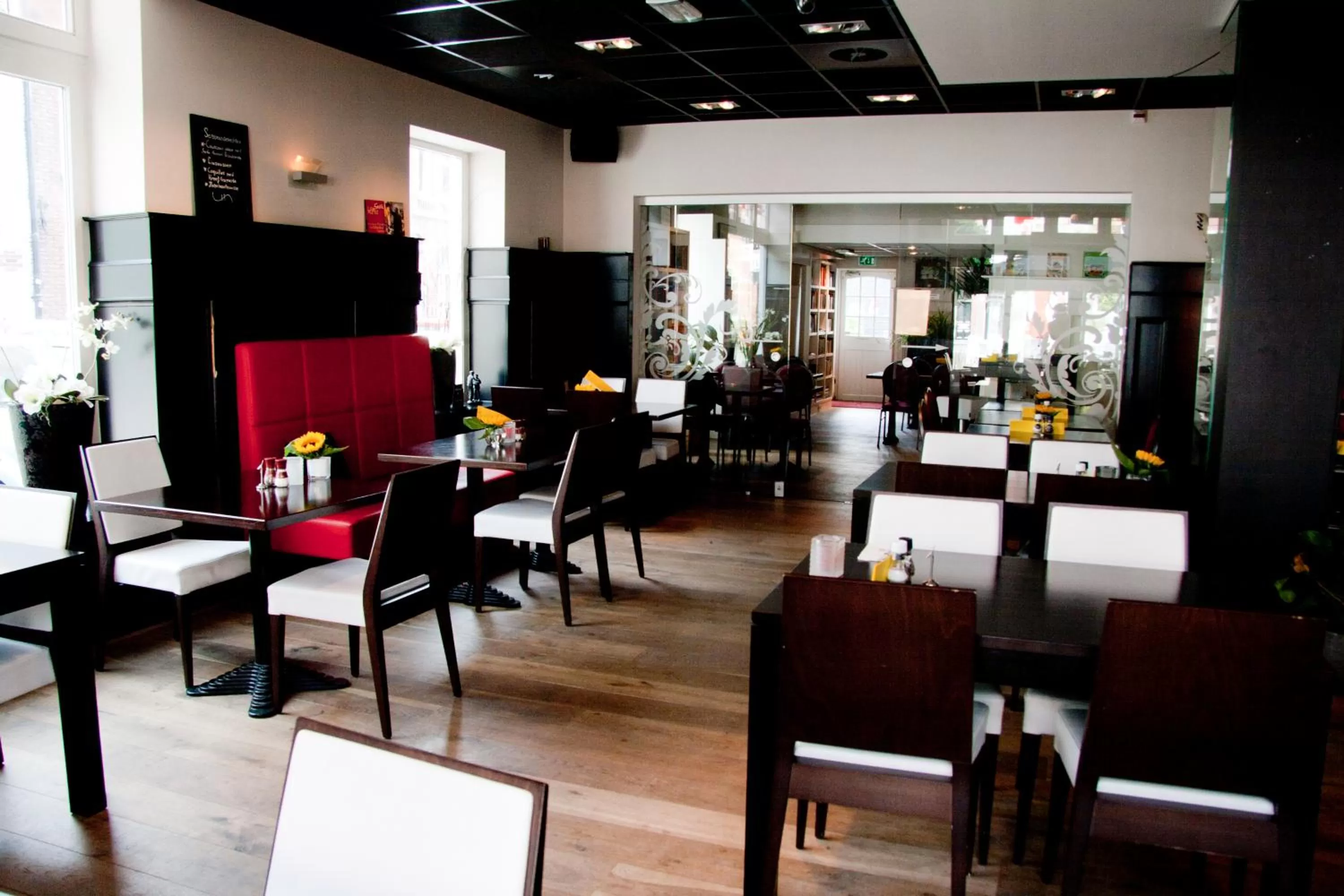 Restaurant/places to eat in Hotel Benno