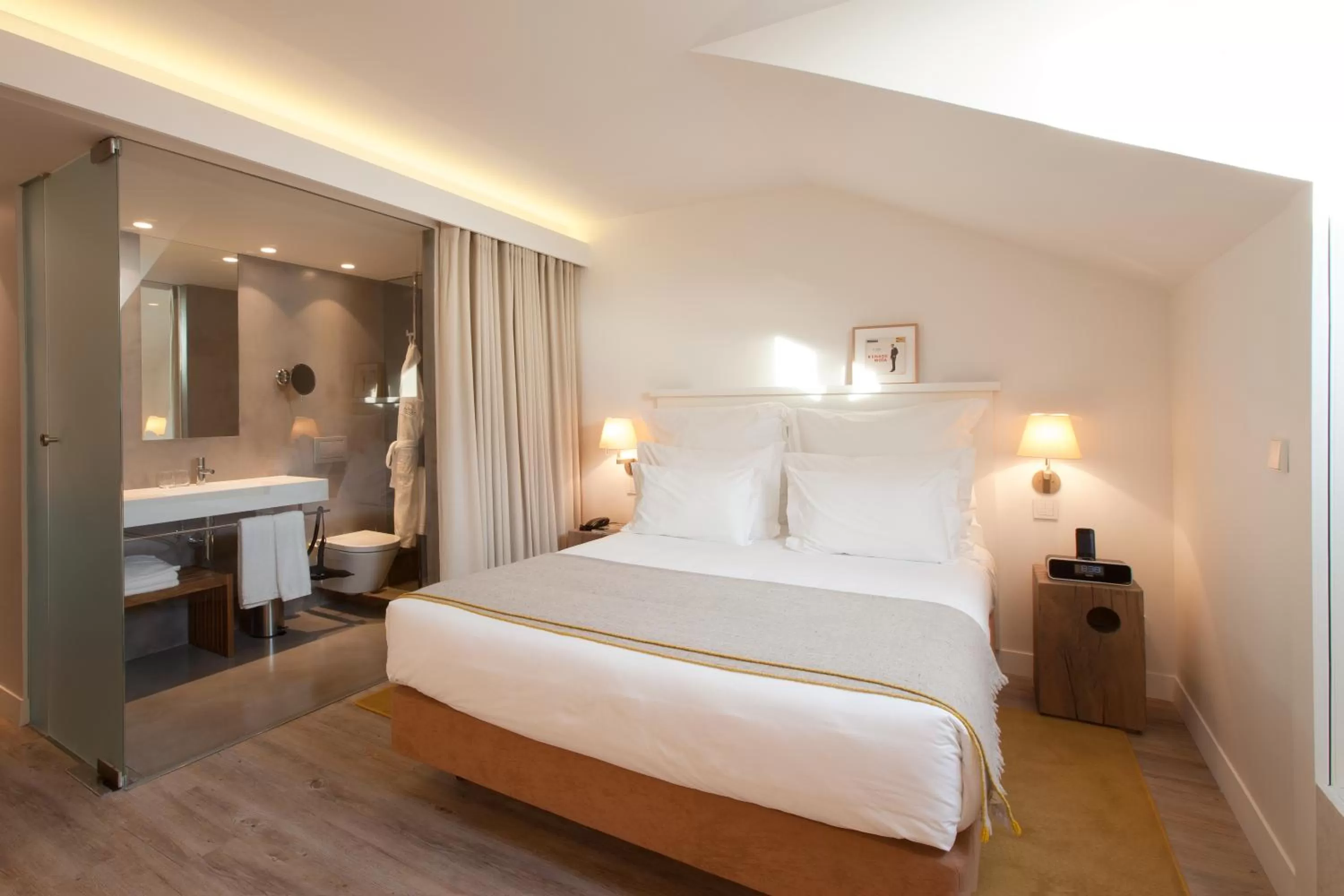 Mansard - Double Room in Memmo Alfama - Design Hotels