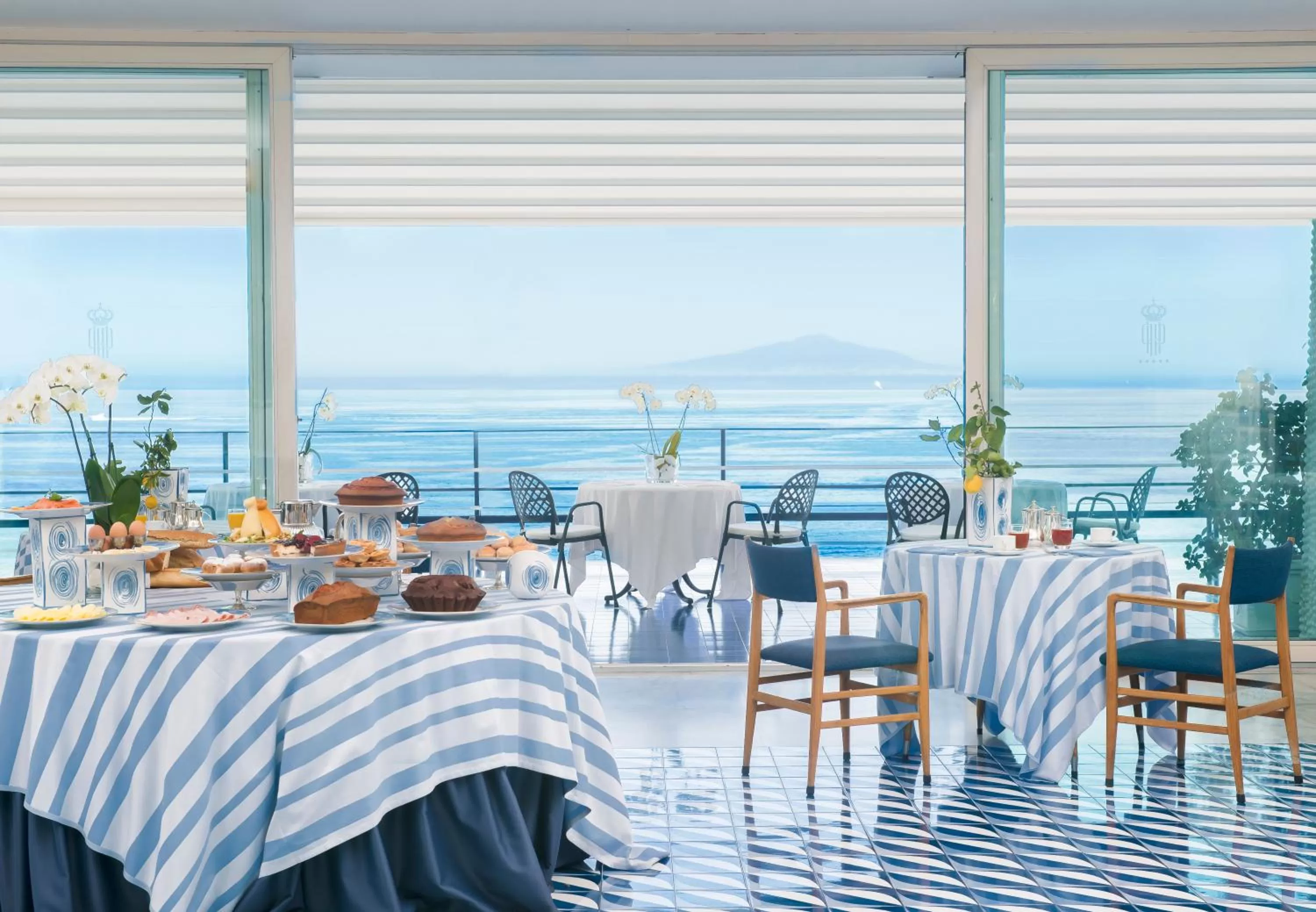 Property building in Parco dei Principi