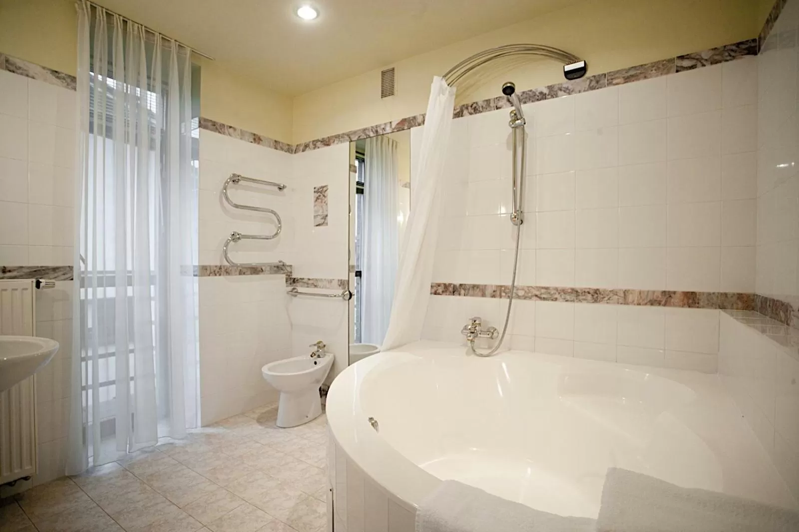 Bathroom in BEST WESTERN Santakos Hotel