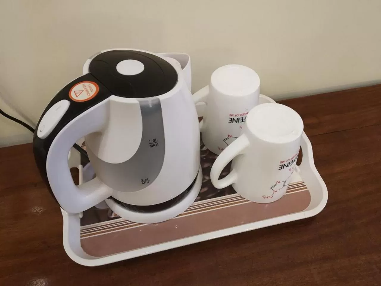 Coffee/tea facilities in Hotel Thushara