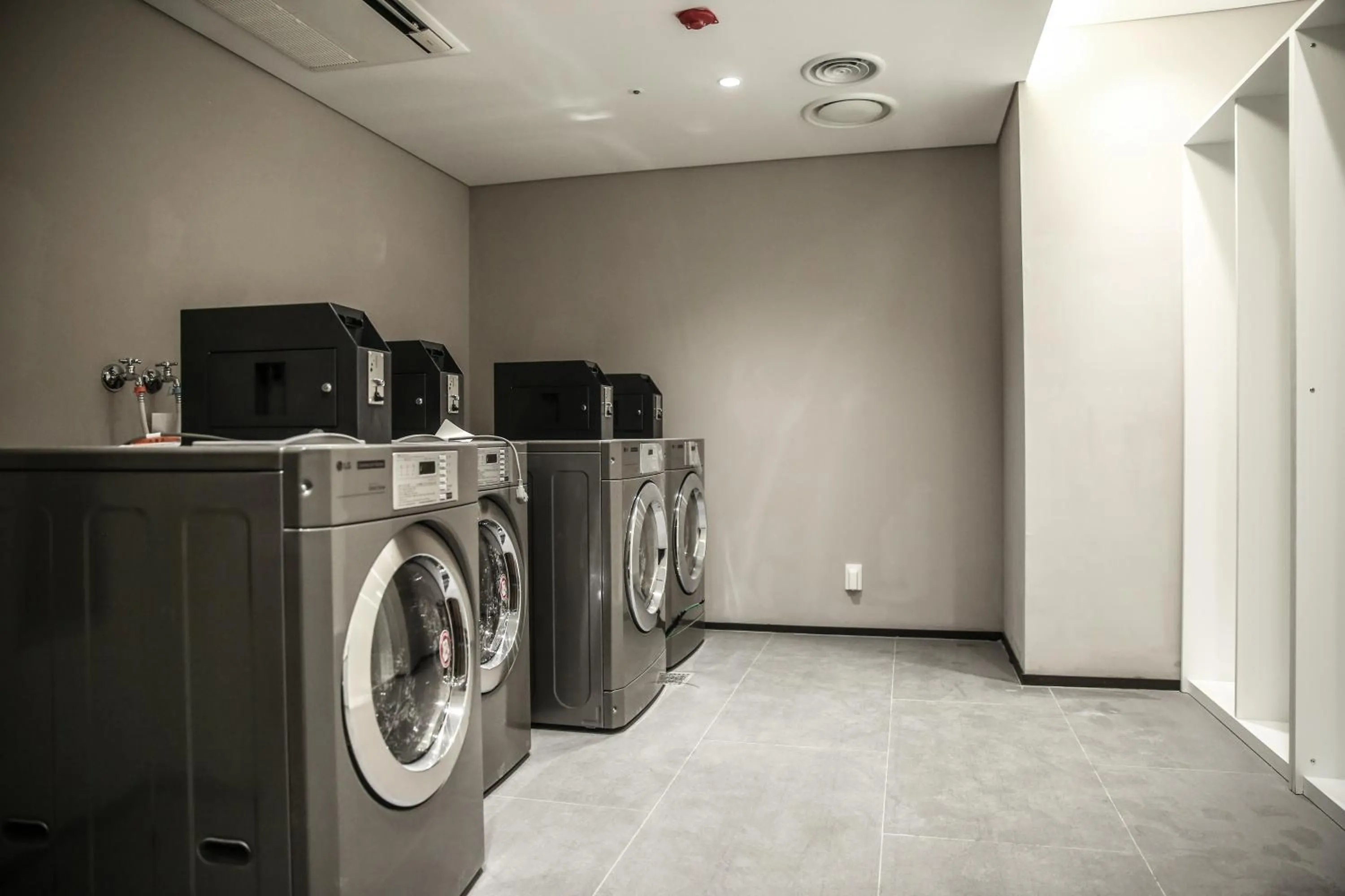 Area and facilities in GLAD Gangnam COEX Center