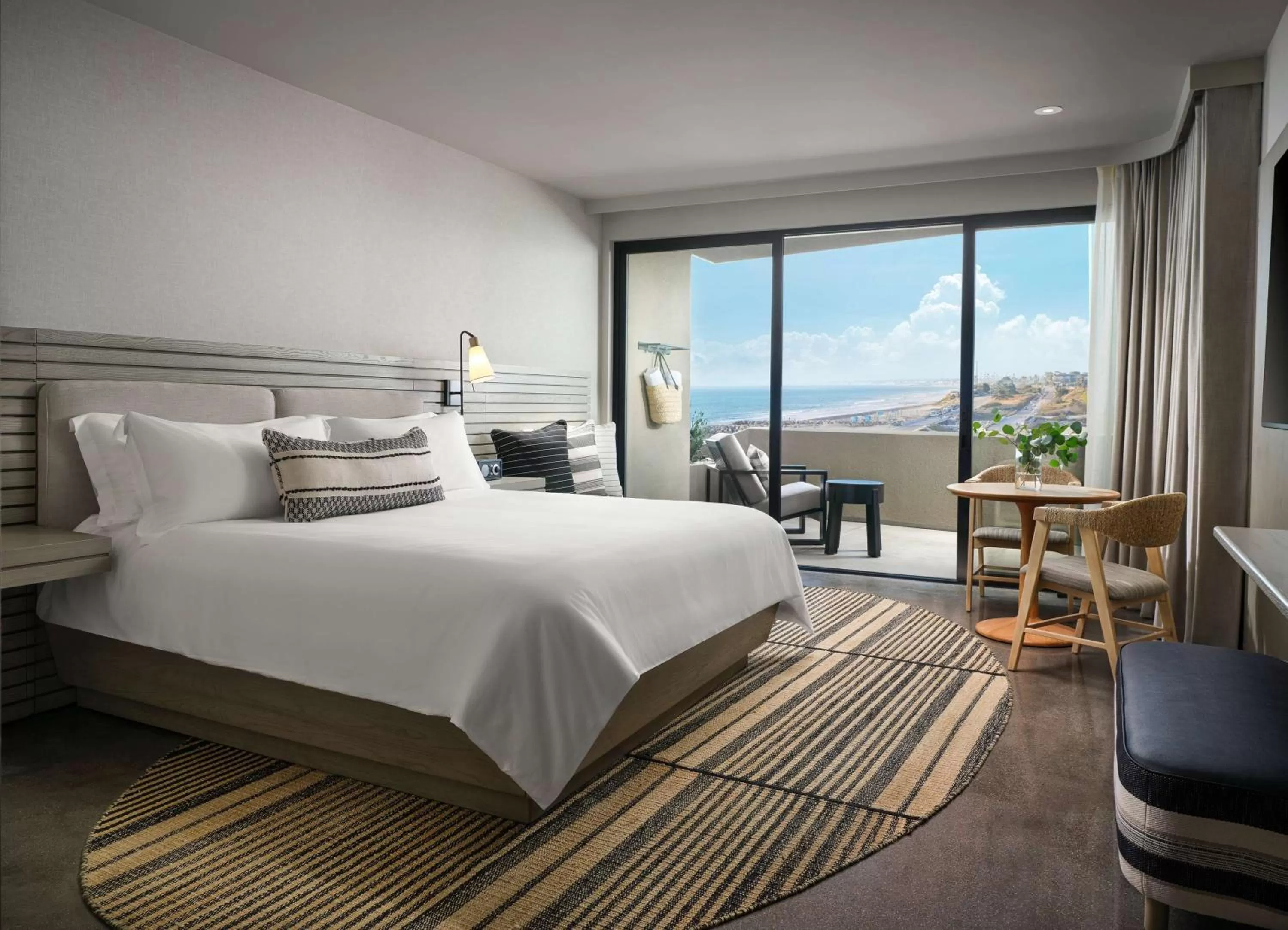 Photo of the whole room, Bed in Alila Marea Beach Resort Encinitas, a Hyatt Resort