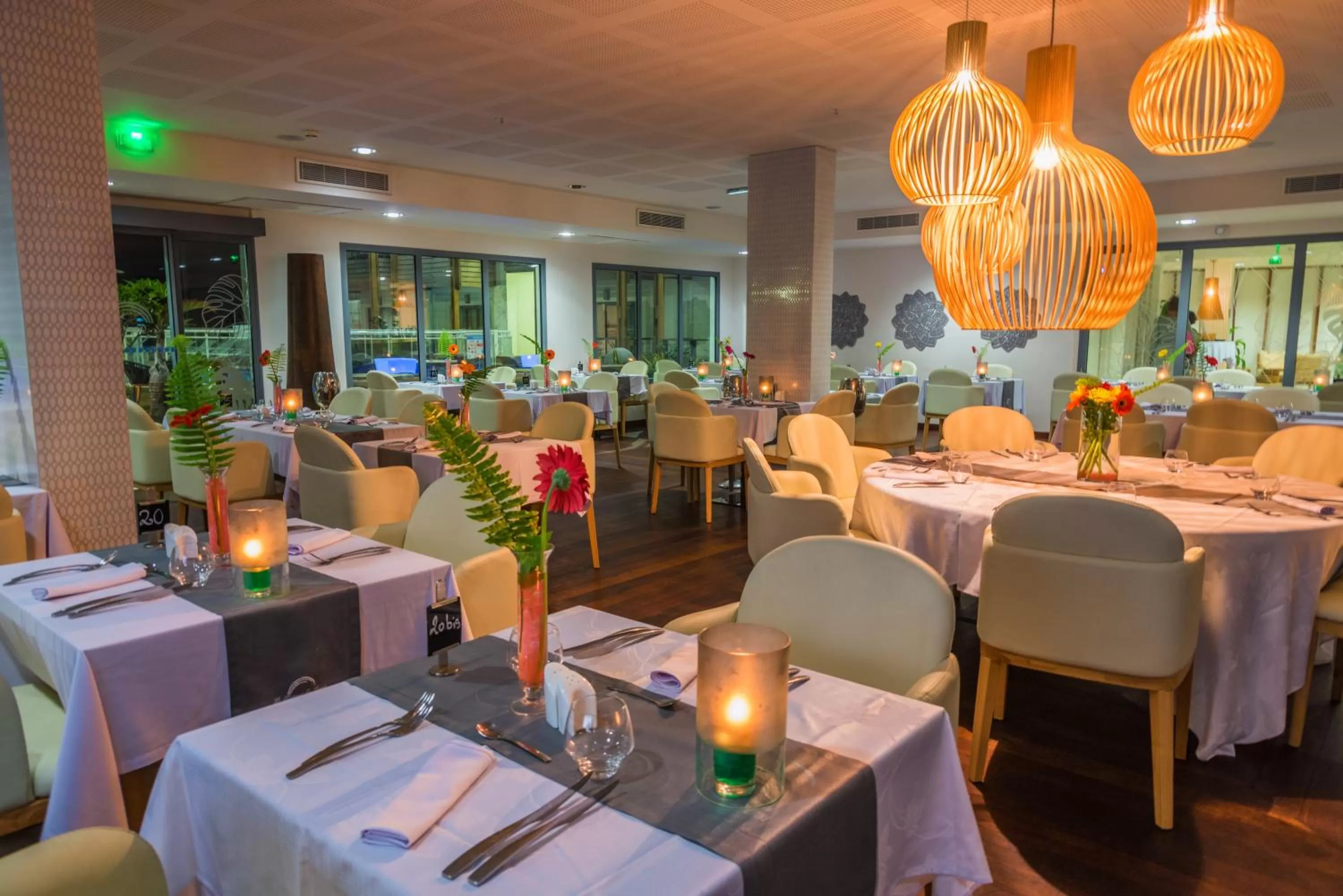 Restaurant/places to eat in Le Battant Des Lames