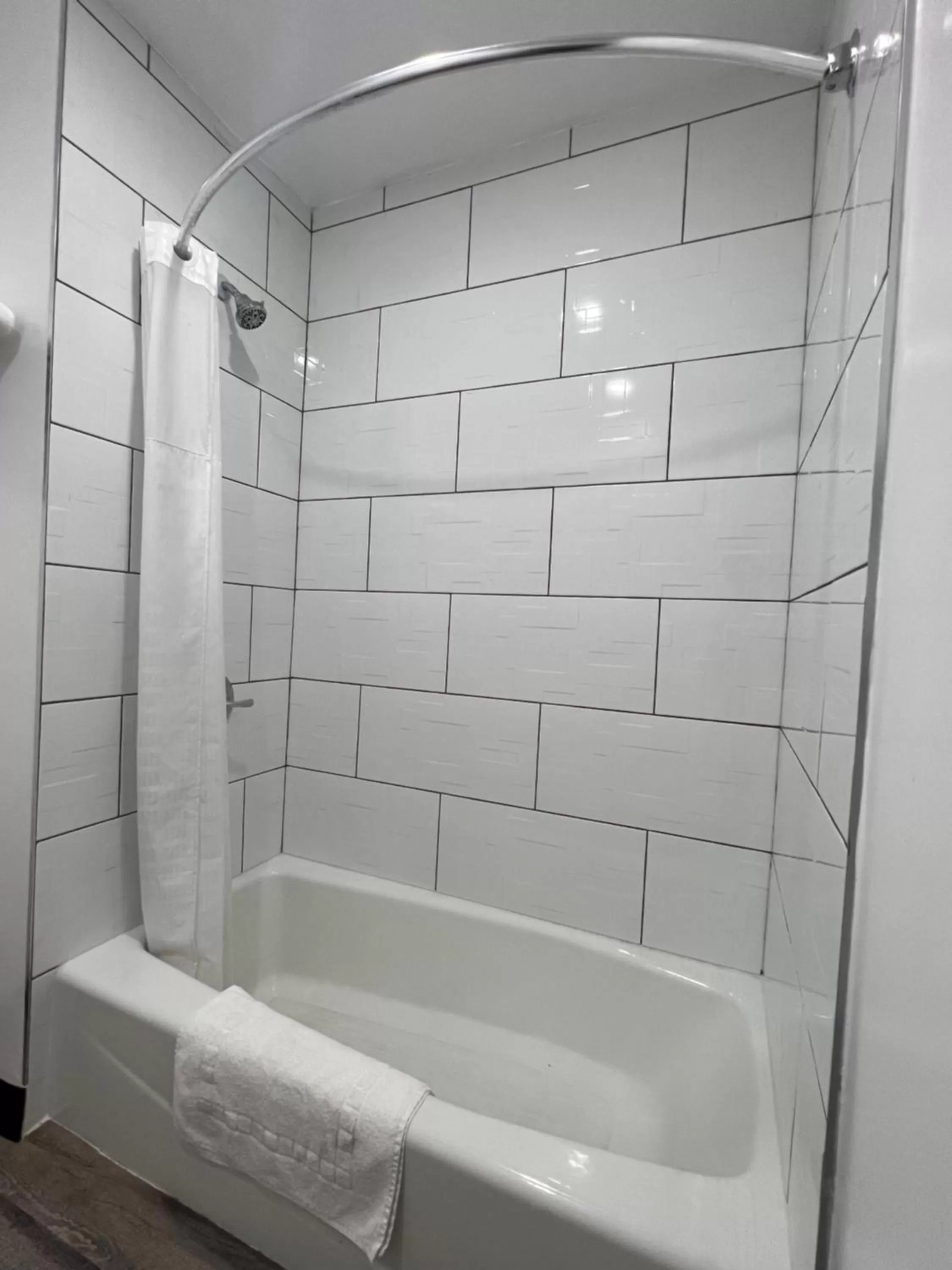 Bath in Sunshine Motel