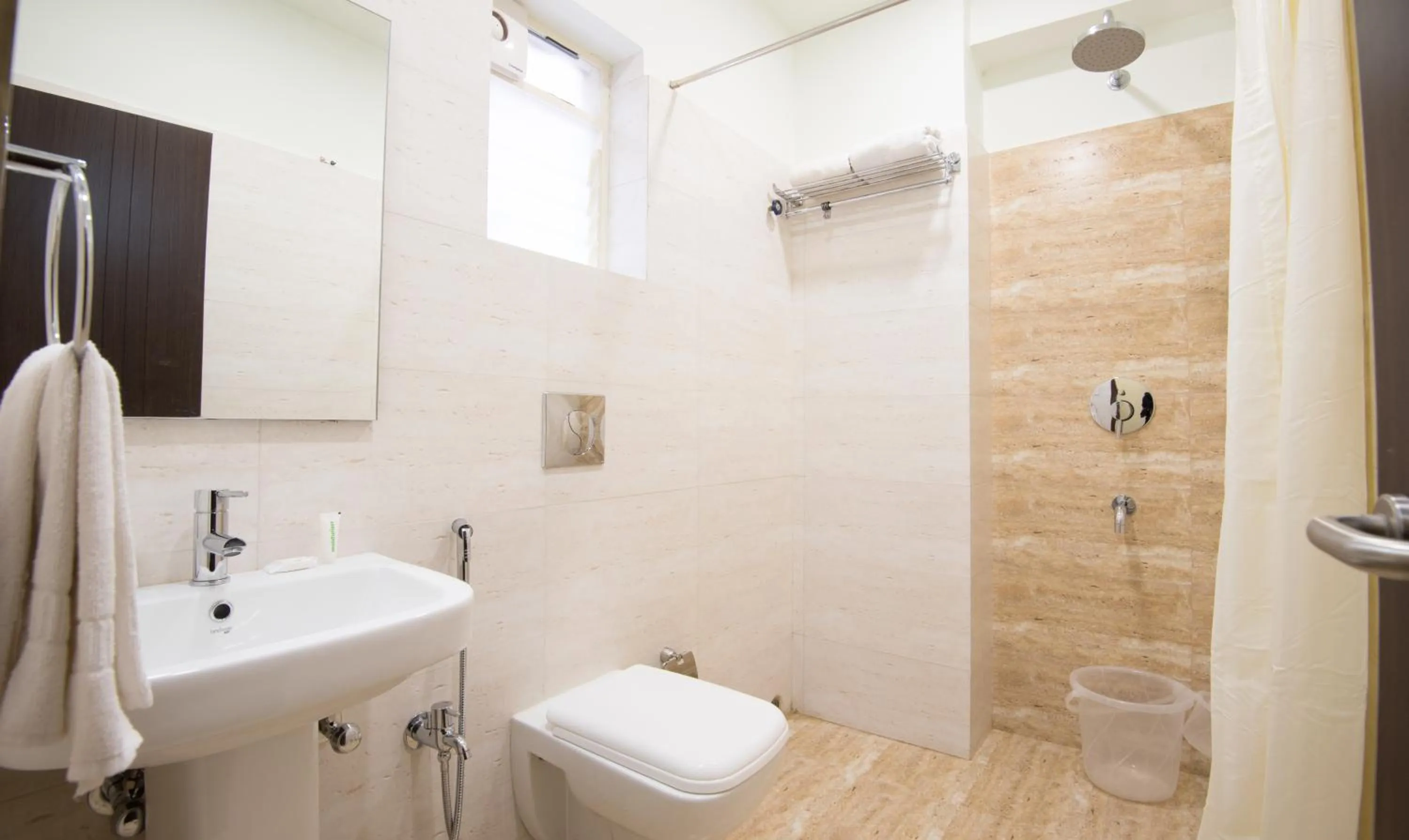 Bathroom in Treebo King'S Court Chandrasekharpur