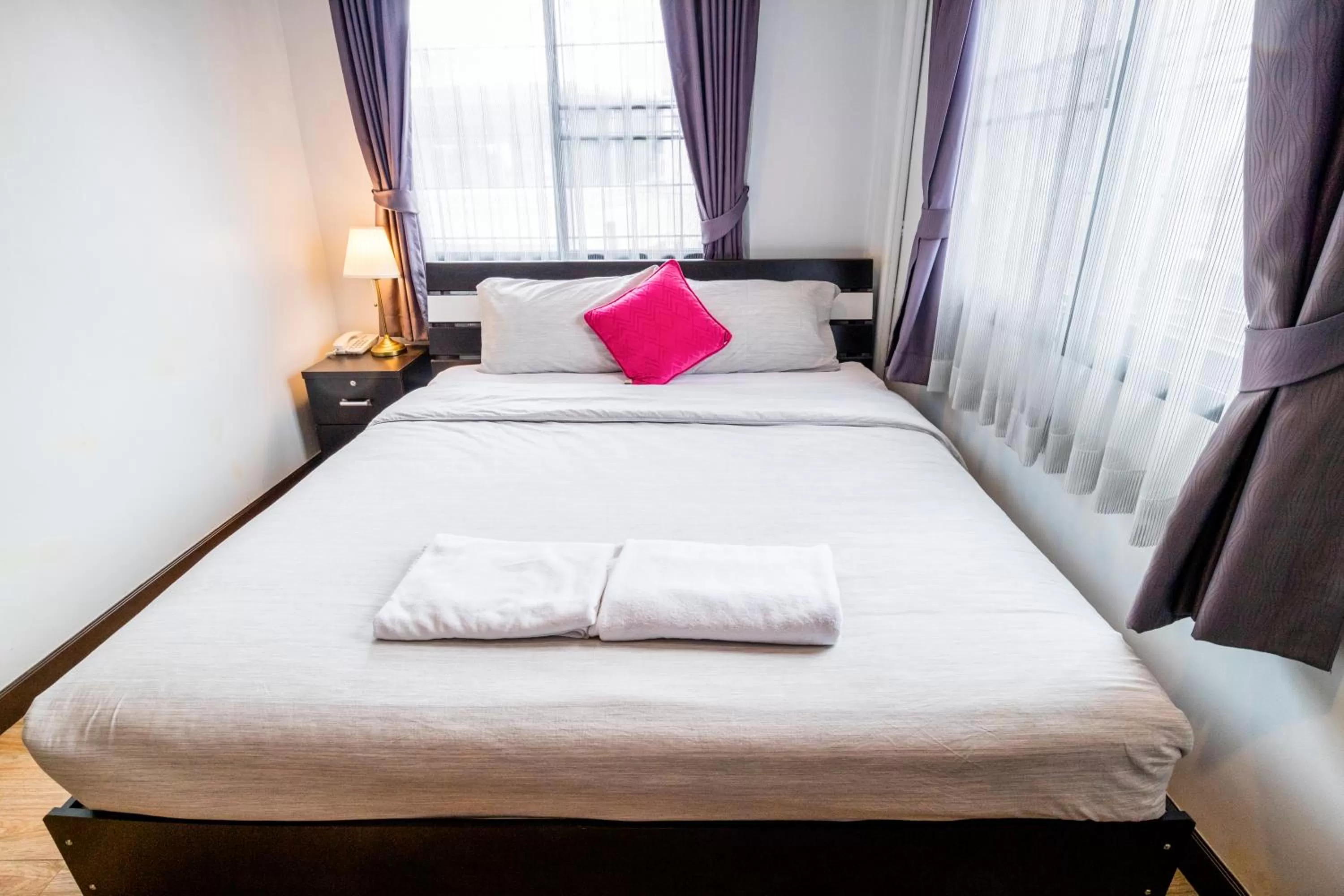 Bed in The Cube Sathorn Boutique Hotel เดอะ คิวบ์ สาทร บูติค โฮเทล Near BTS Surasak