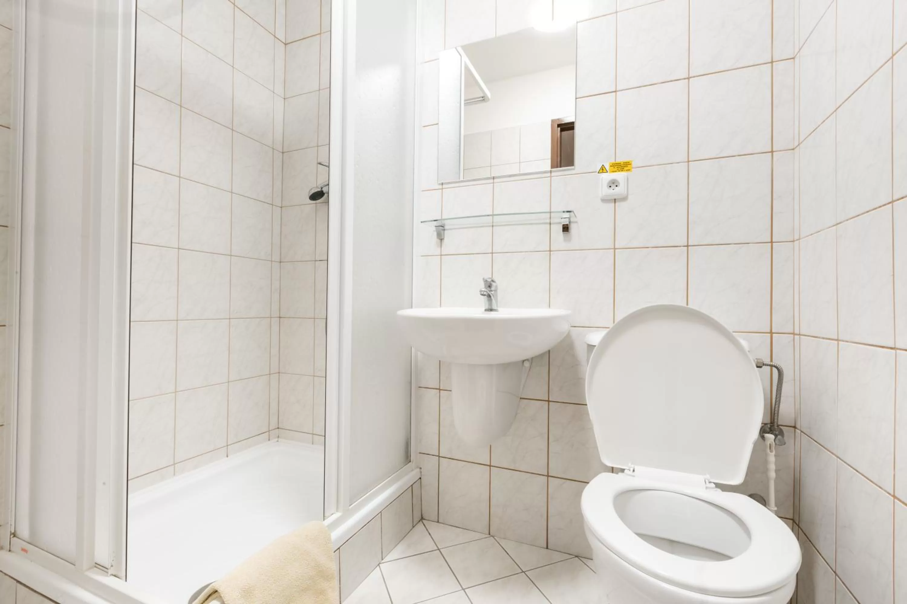 Bathroom in Hotel Gradl