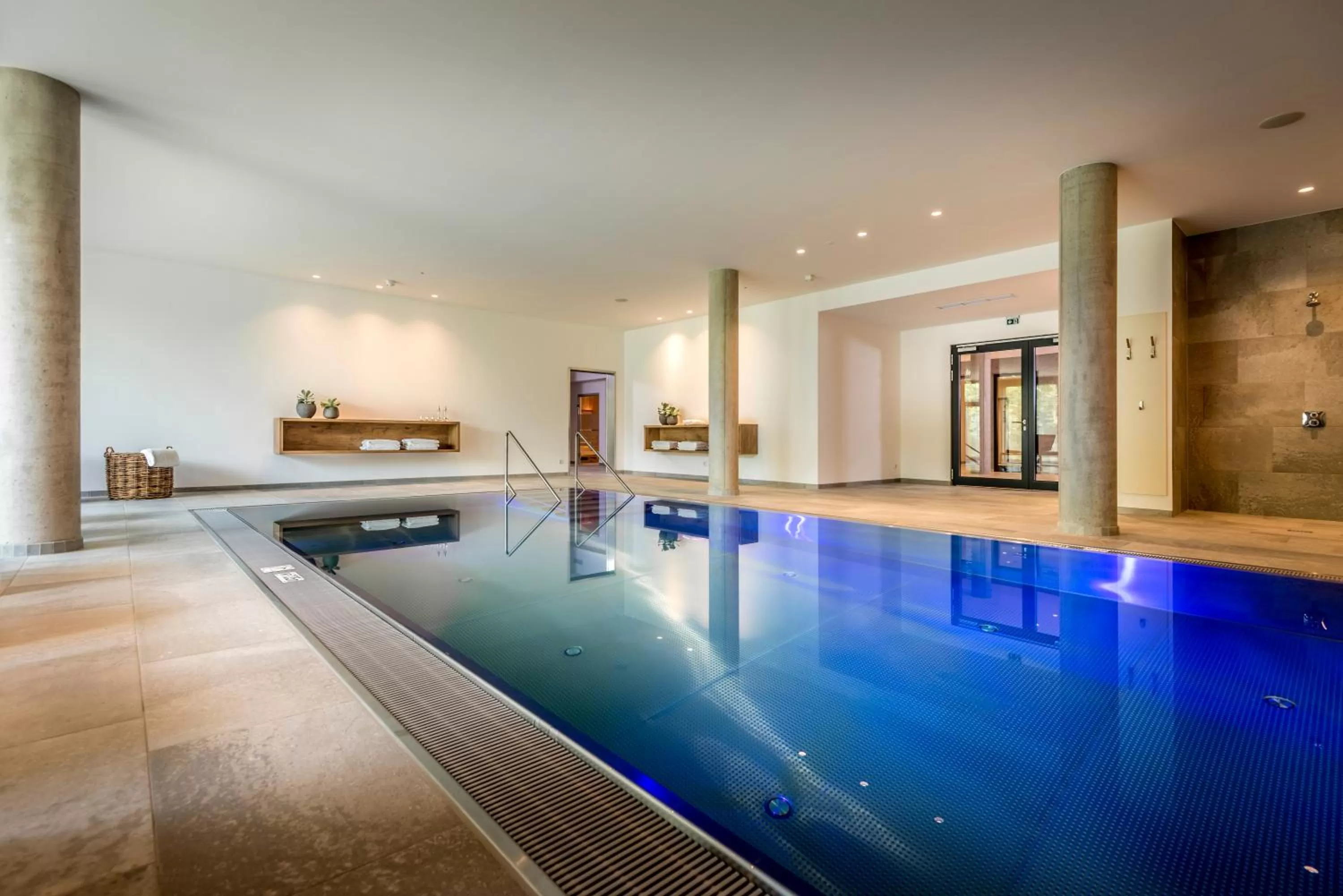 Swimming pool in Hotel Melchior Park