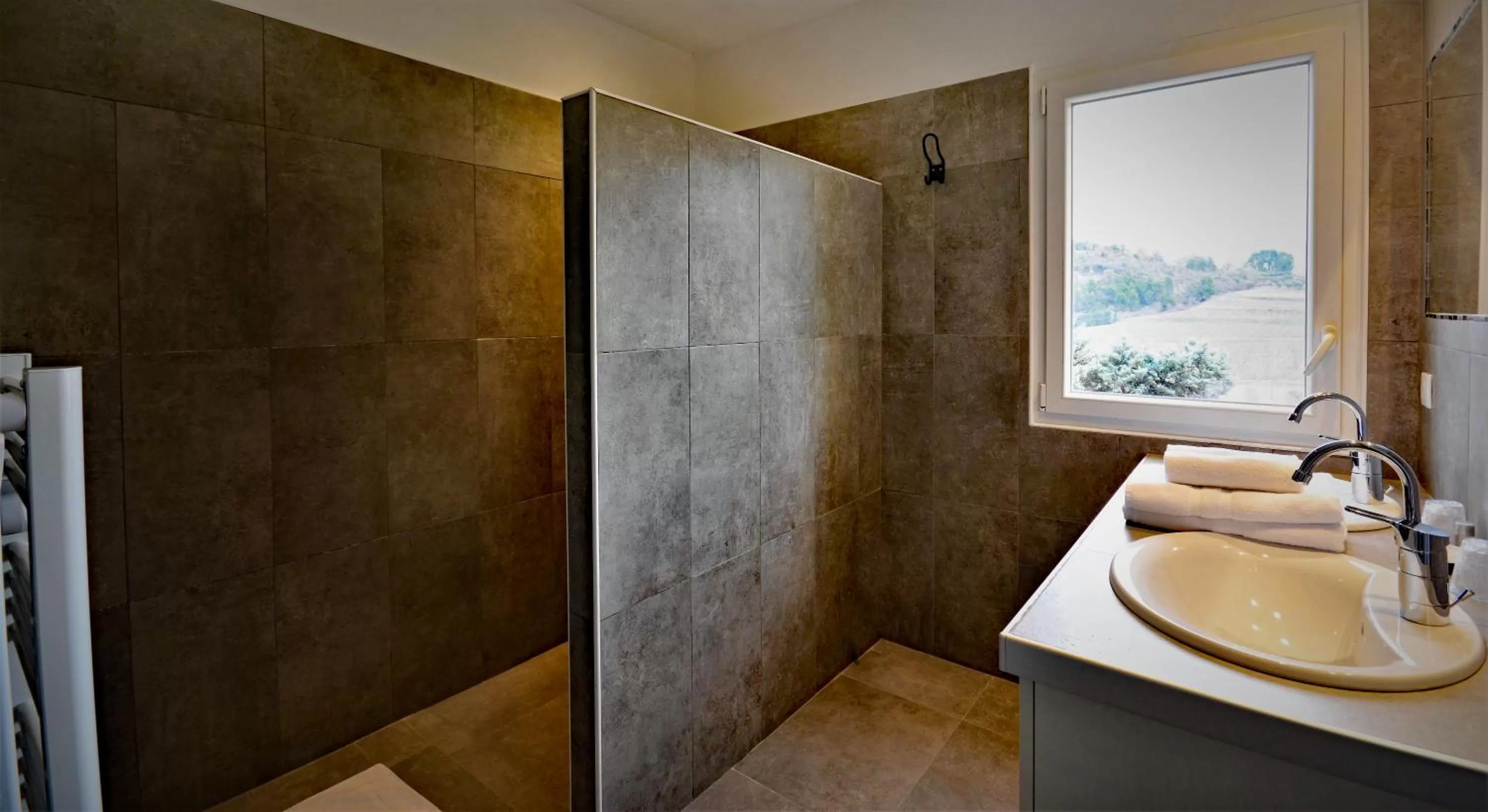 Bathroom in Clos Saint-Michel Resort & Spa