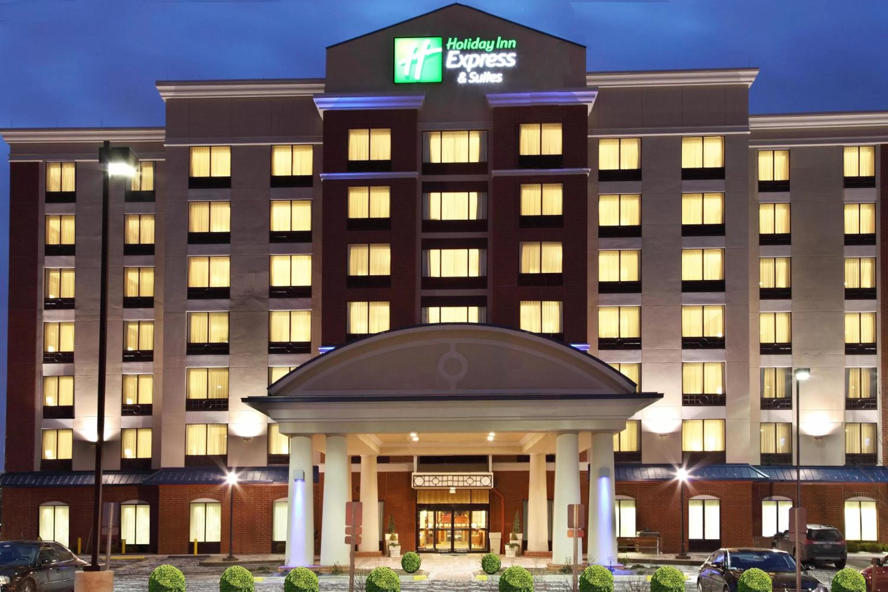 Property building in Holiday Inn Express Hotel & Suites Ohio State University- OSU Medical Center by IHG