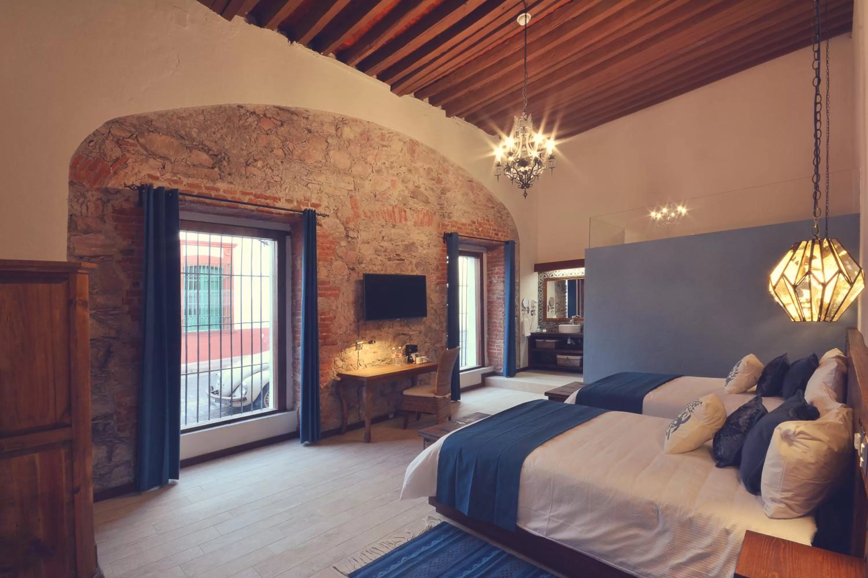 Photo of the whole room, Bed in Hotel Boutique Casa Altamira