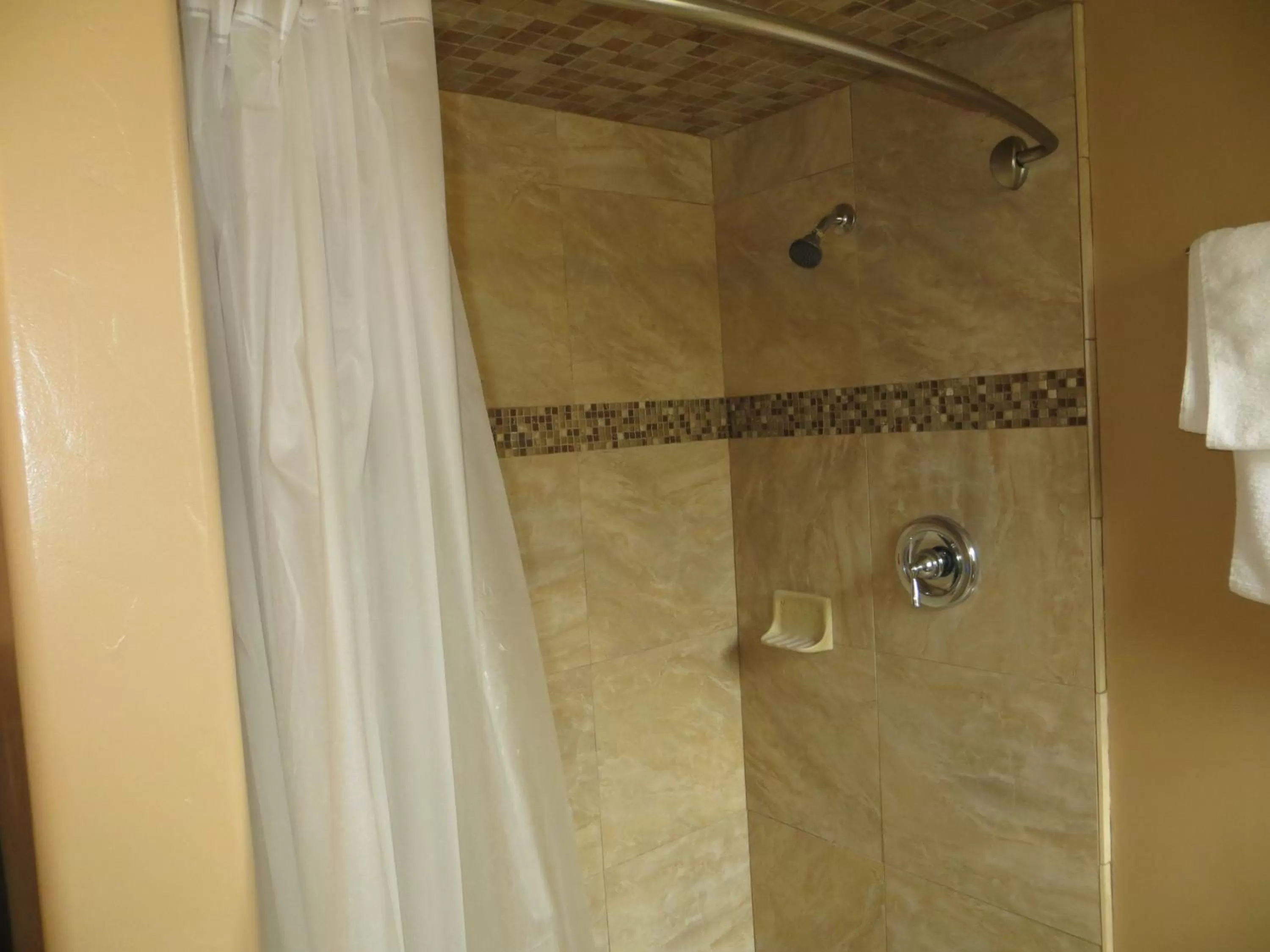 Bathroom in Drift Inn, LLC