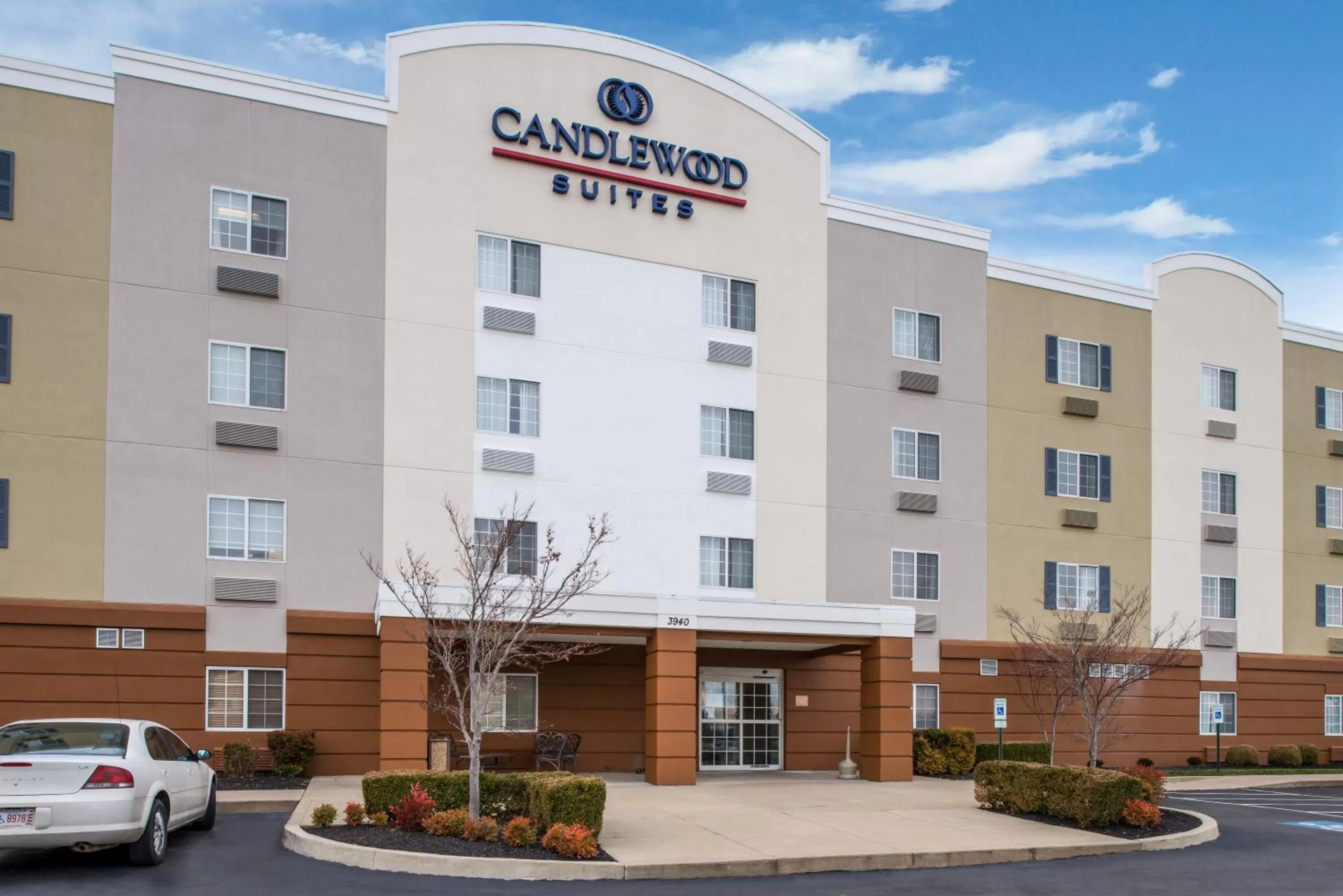 Property building in Candlewood Suites Paducah by IHG