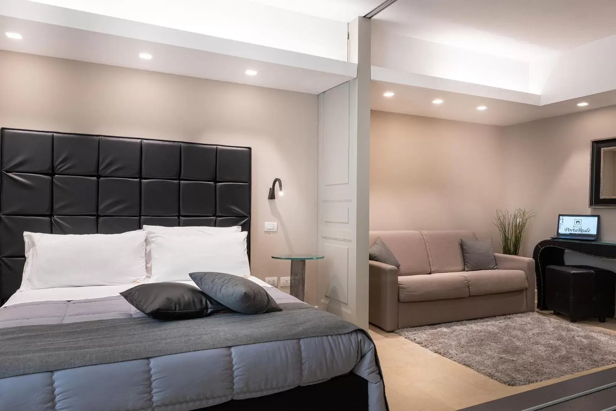 Junior Suite with Terrace in Hotel Porta Reale Junior Suite with Terrace in Hotel Porta Reale