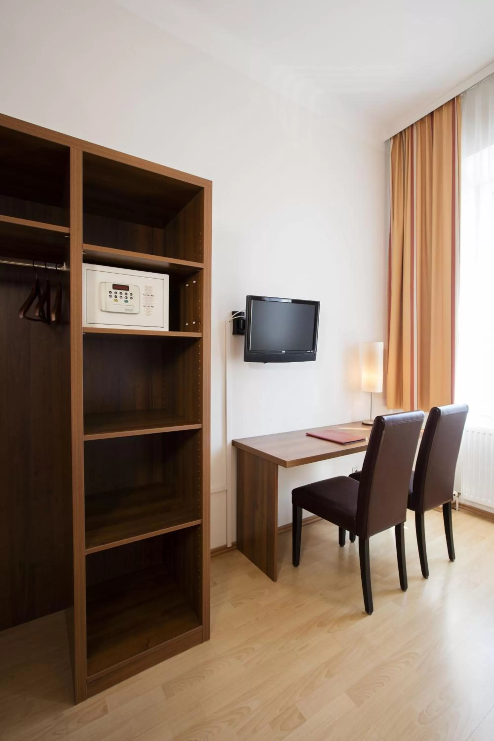 TV and multimedia in Hahn Hotel Vienna