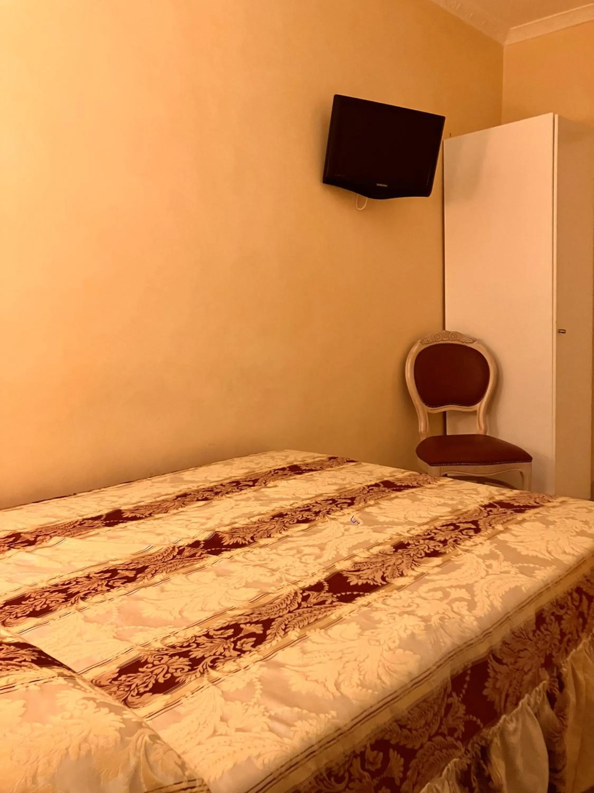 Bed in Hotel Erdarelli