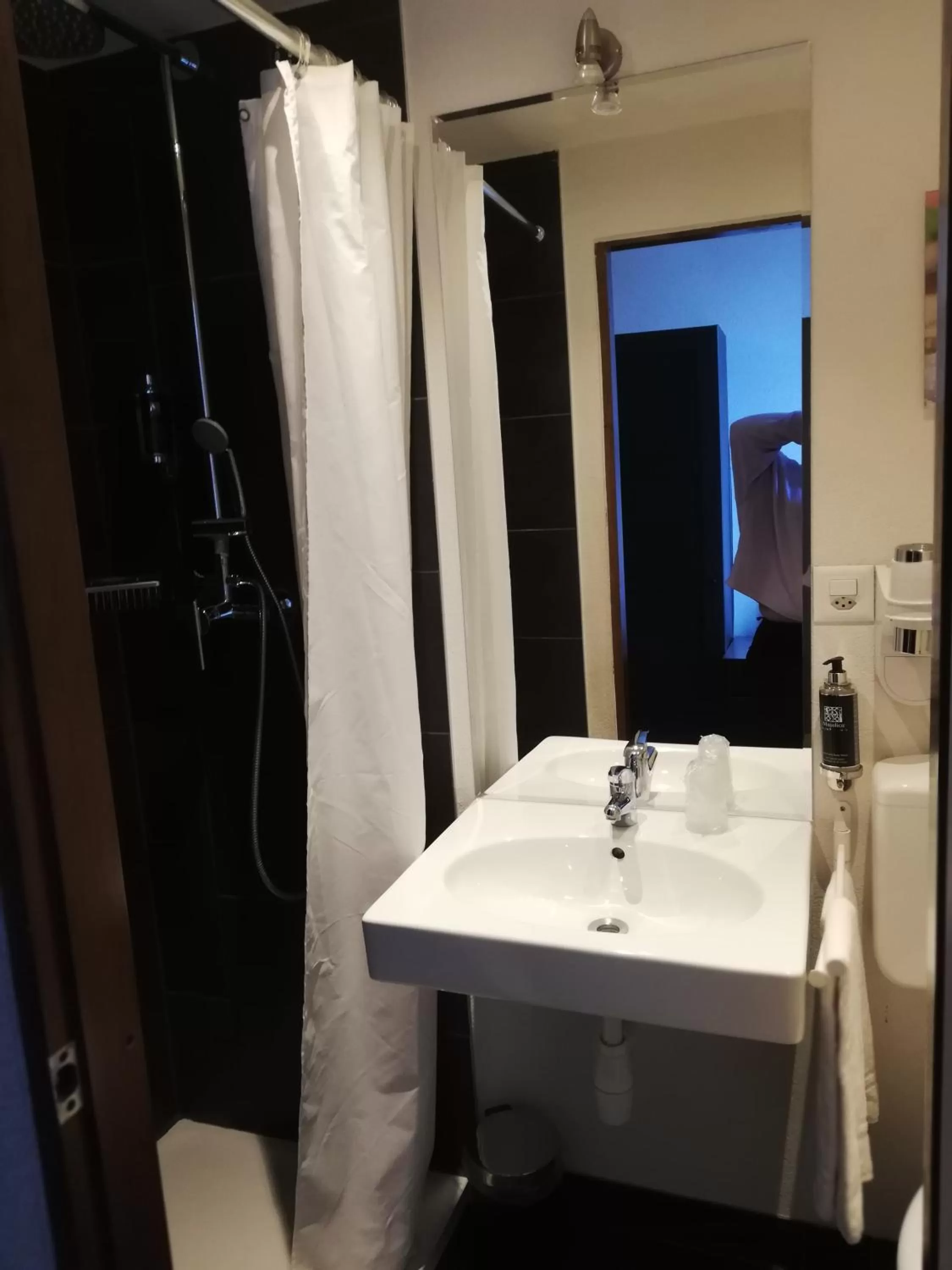 Bathroom in Hotel Parc & Lac