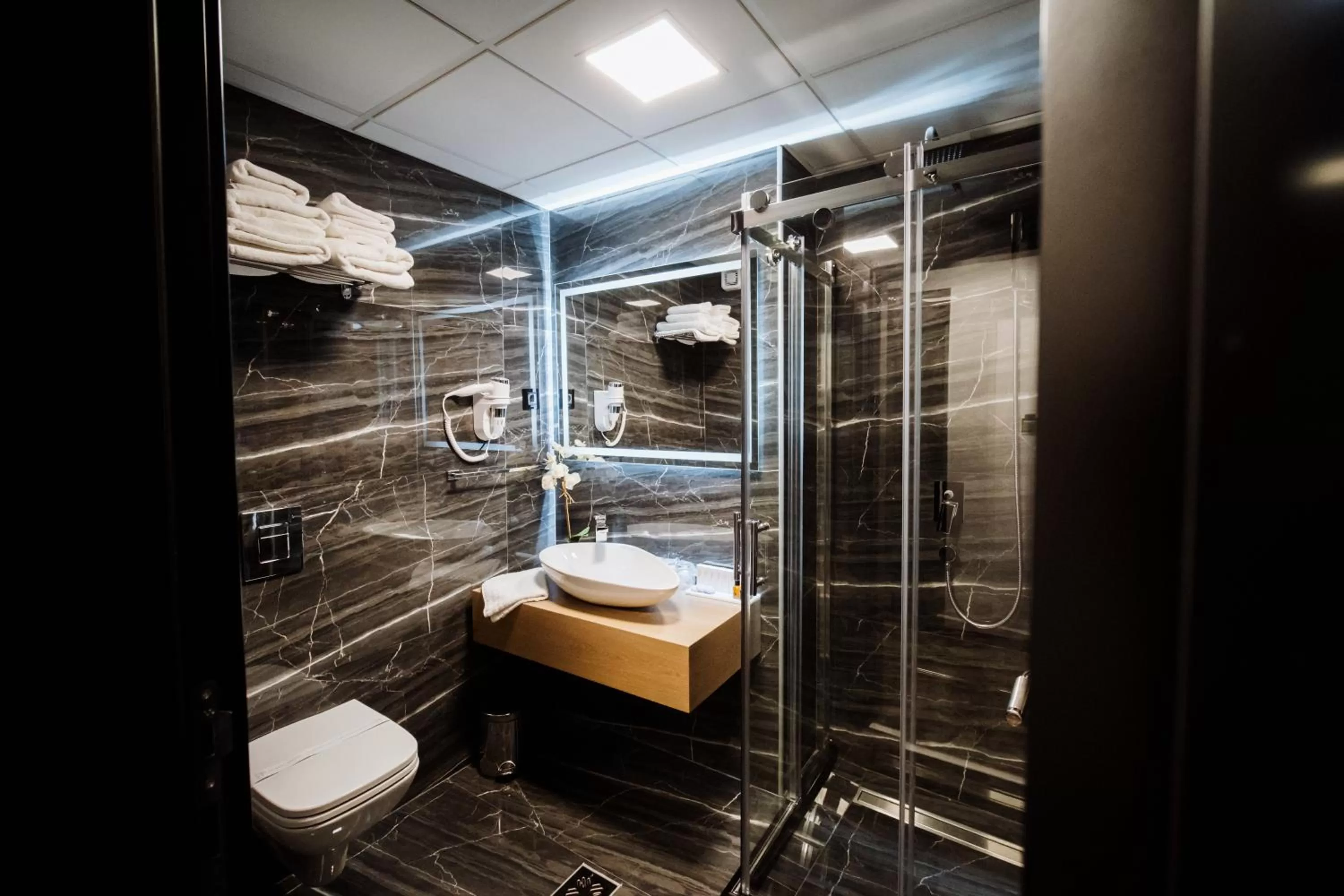 Bathroom in Hotel Barcode Wellness & Spa