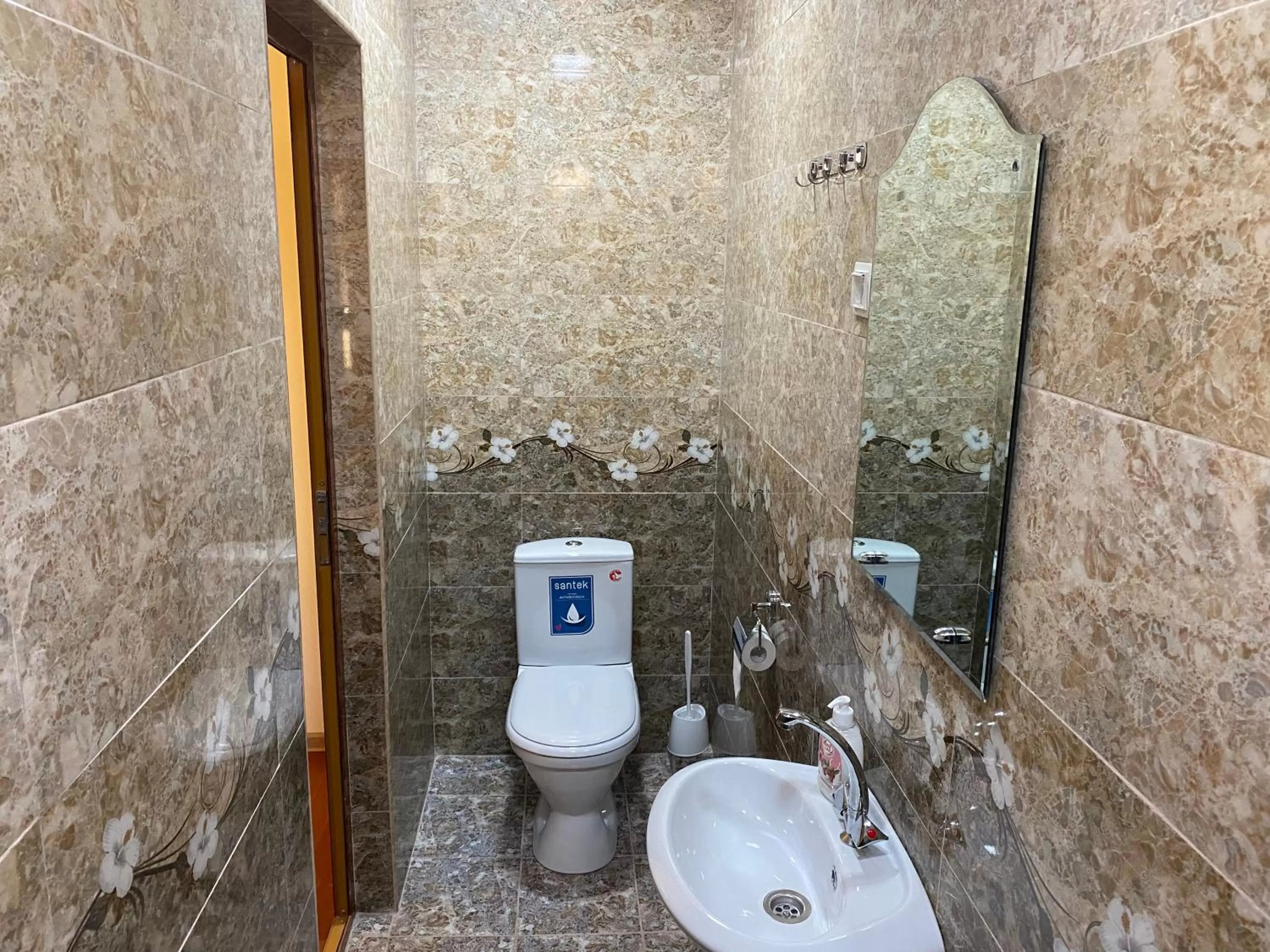 Bathroom in Karine B&B