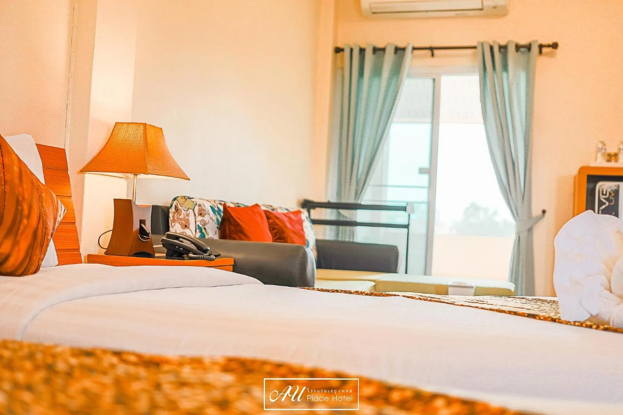 Bed in AU Place Hotel