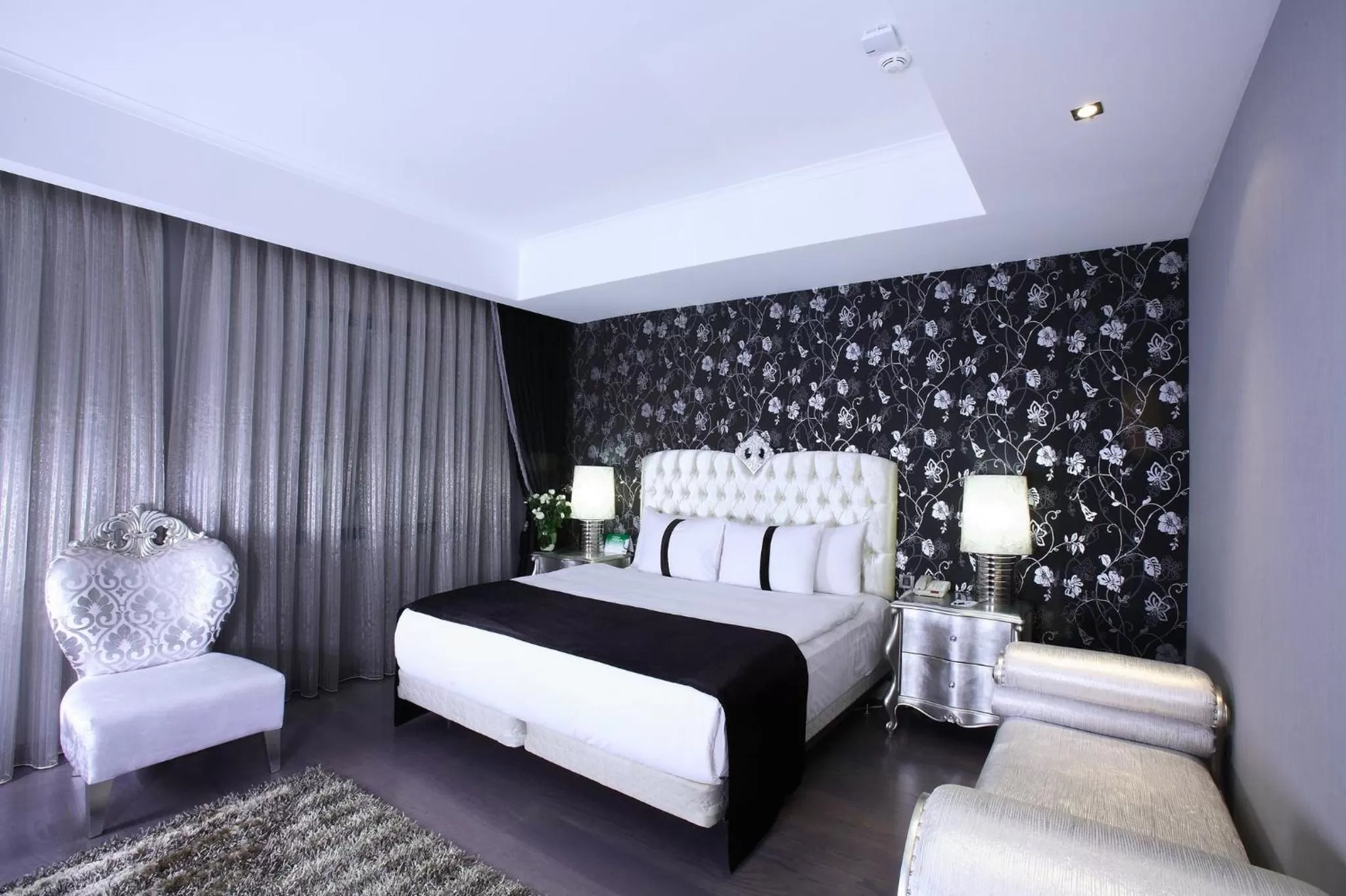 Photo of the whole room, Bed in Nova Plaza Prime Hotel