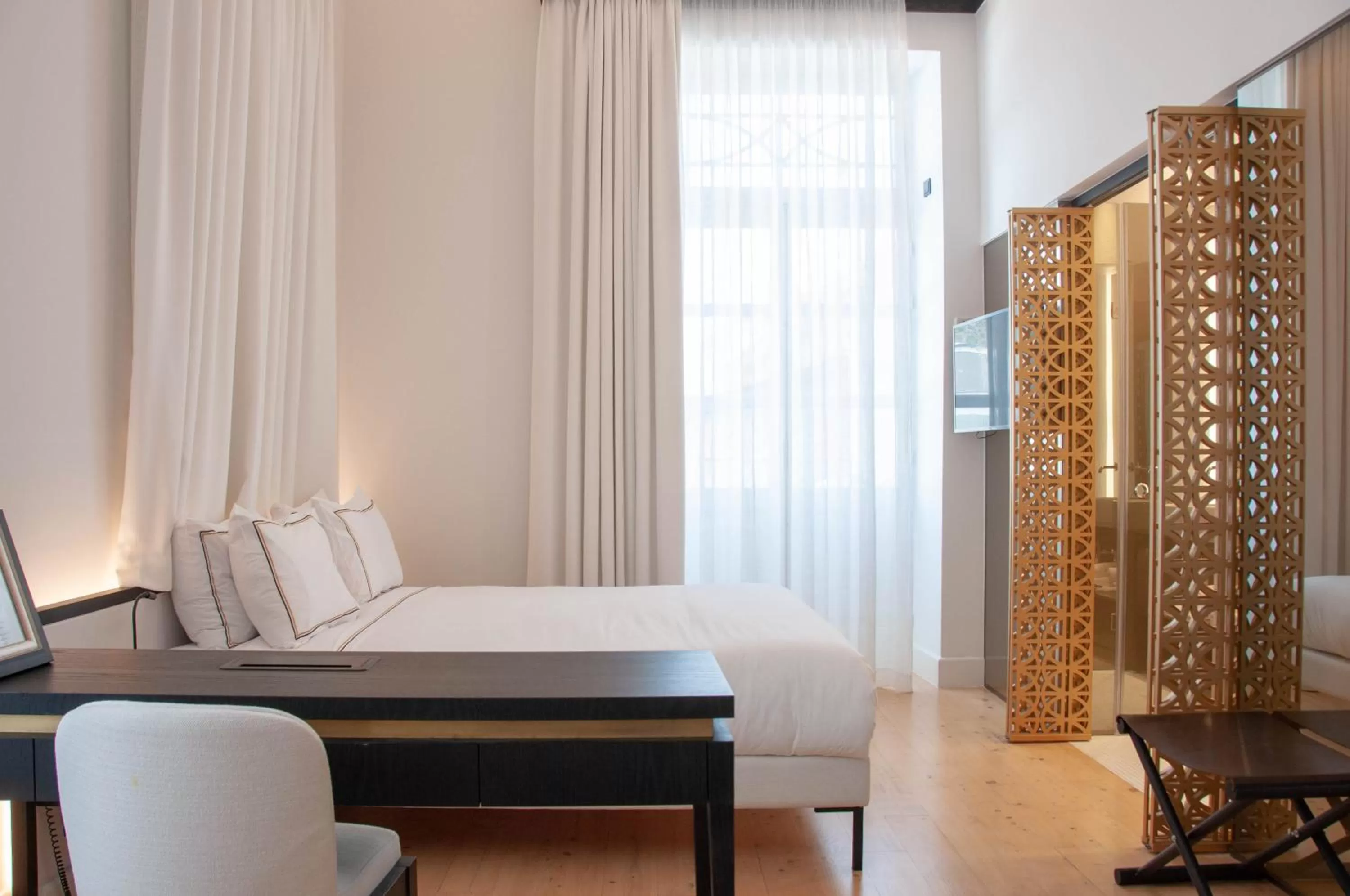 Photo of the whole room in S Paul City Hotel