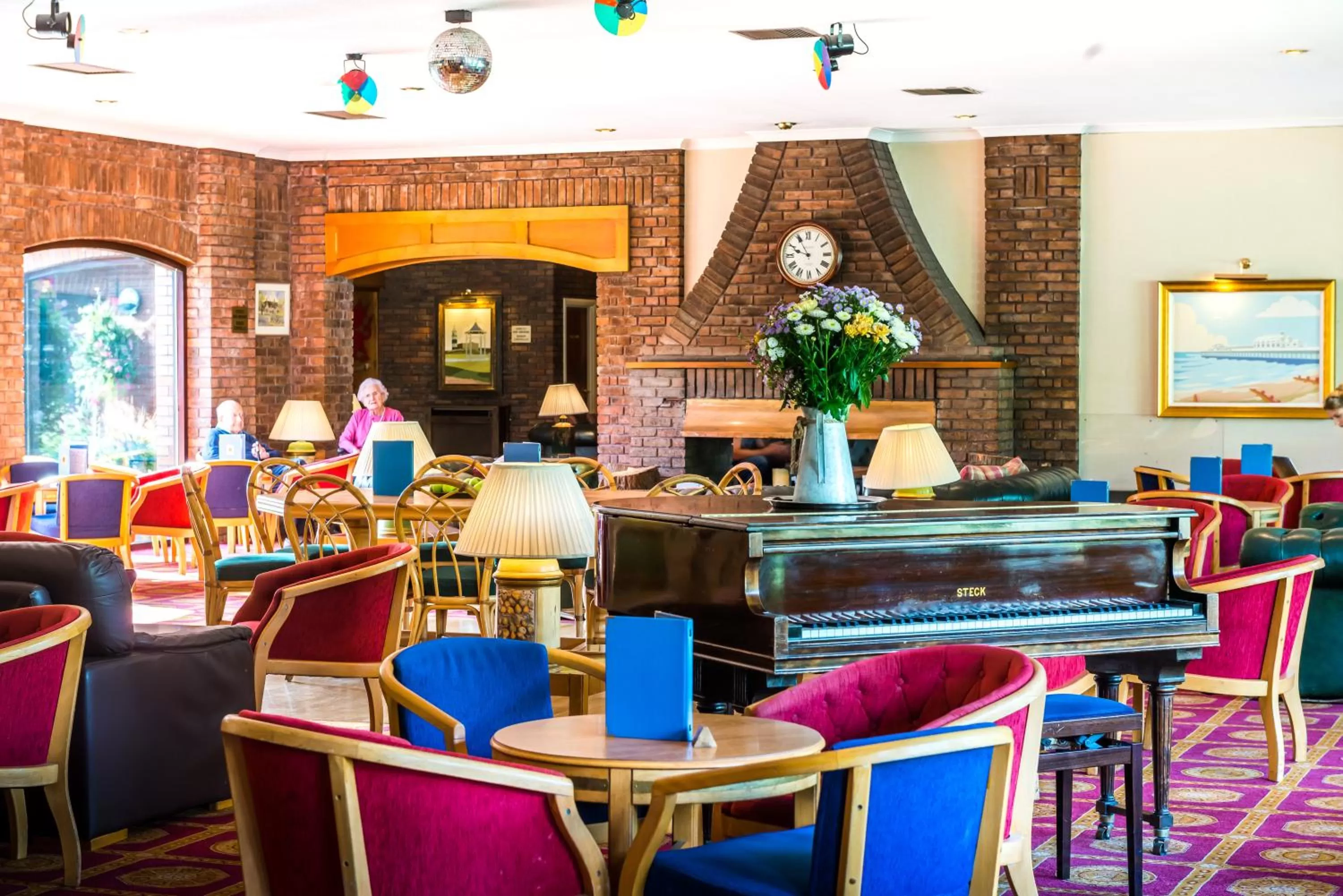 Restaurant/places to eat in Parkway Hotel & Spa