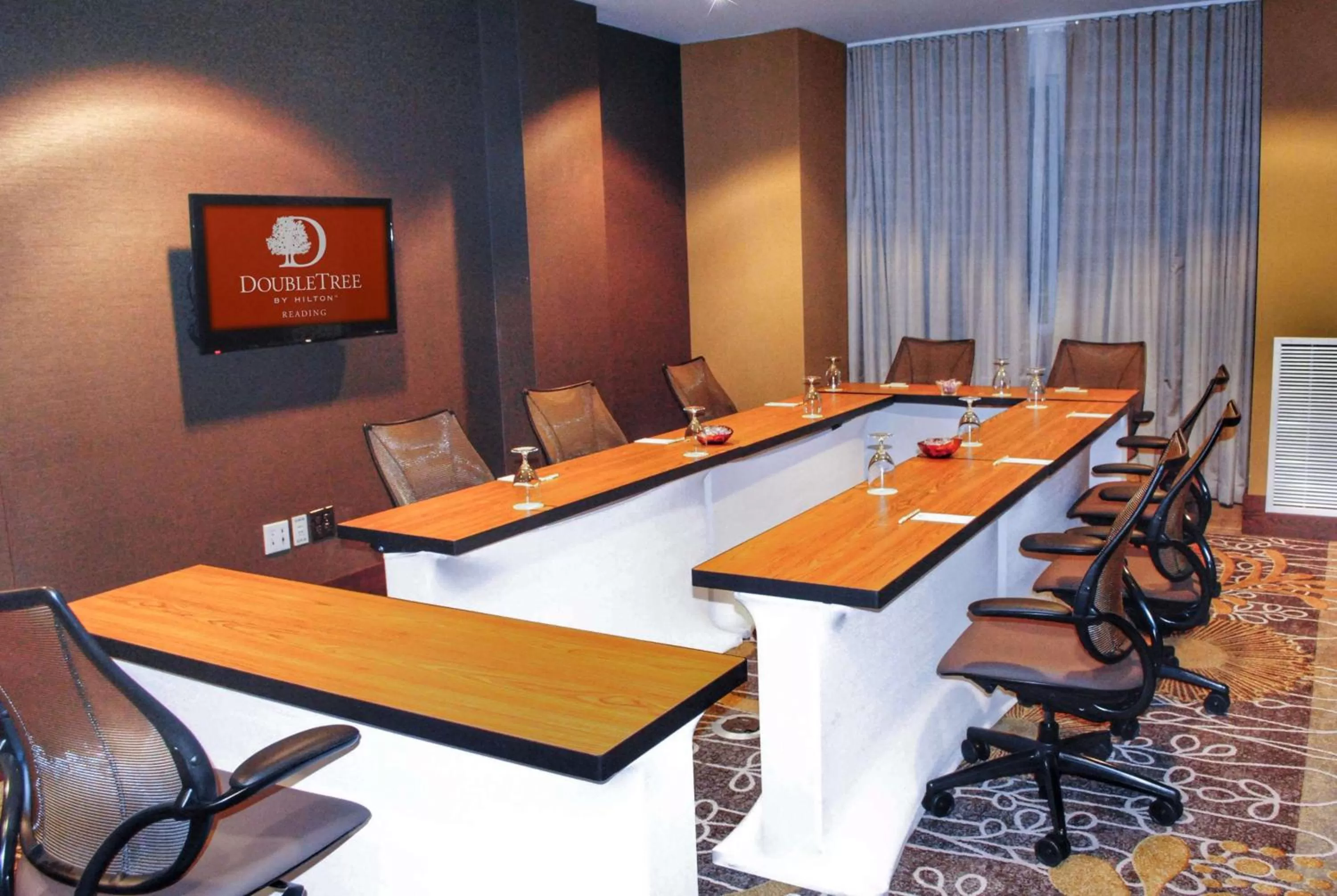 Meeting/conference room in DoubleTree by Hilton Hotel Reading