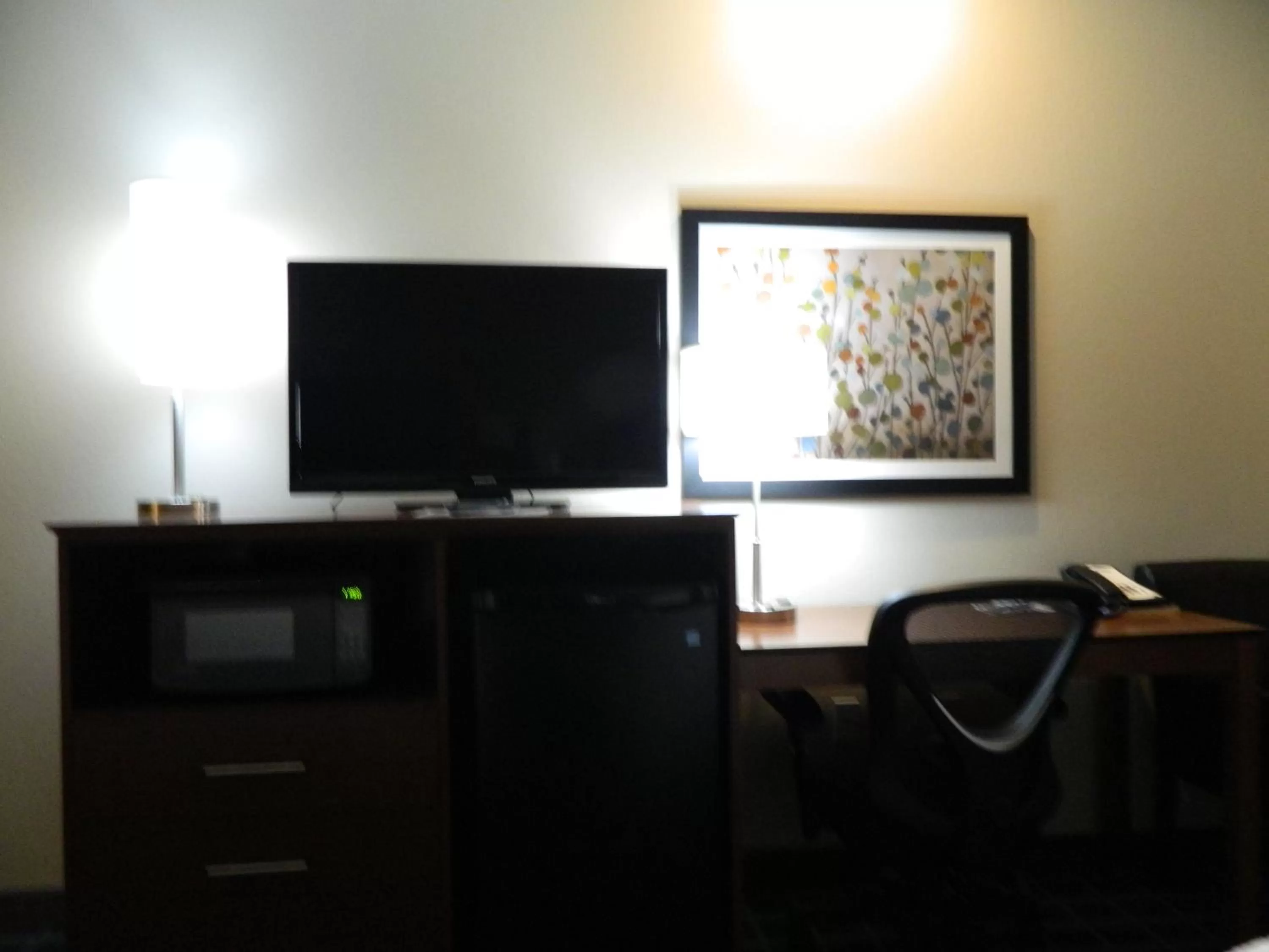 Brookstone Lodge & Suites