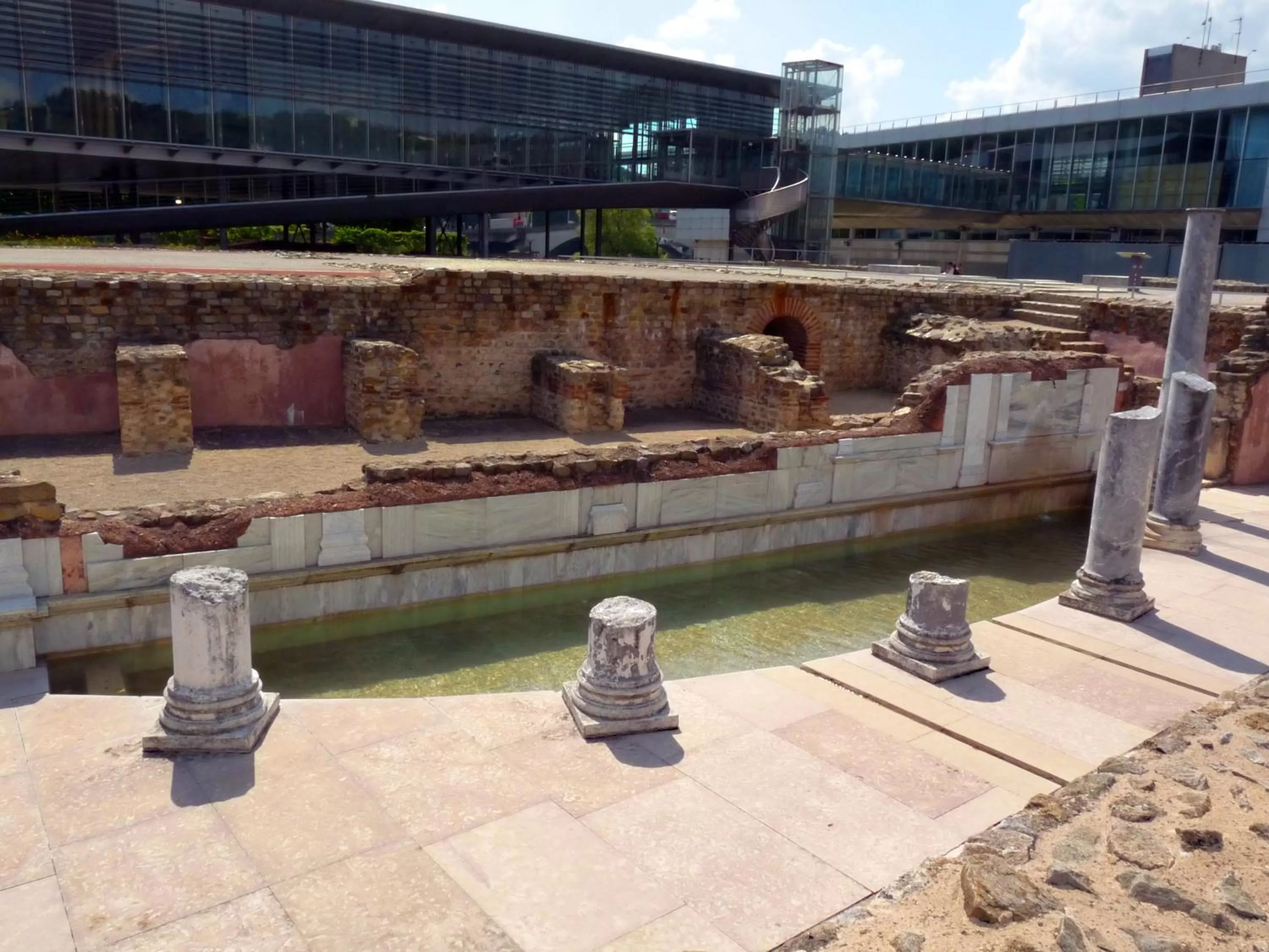 Nearby landmark in IBIS Lyon Sud Chasse Sur Rhône